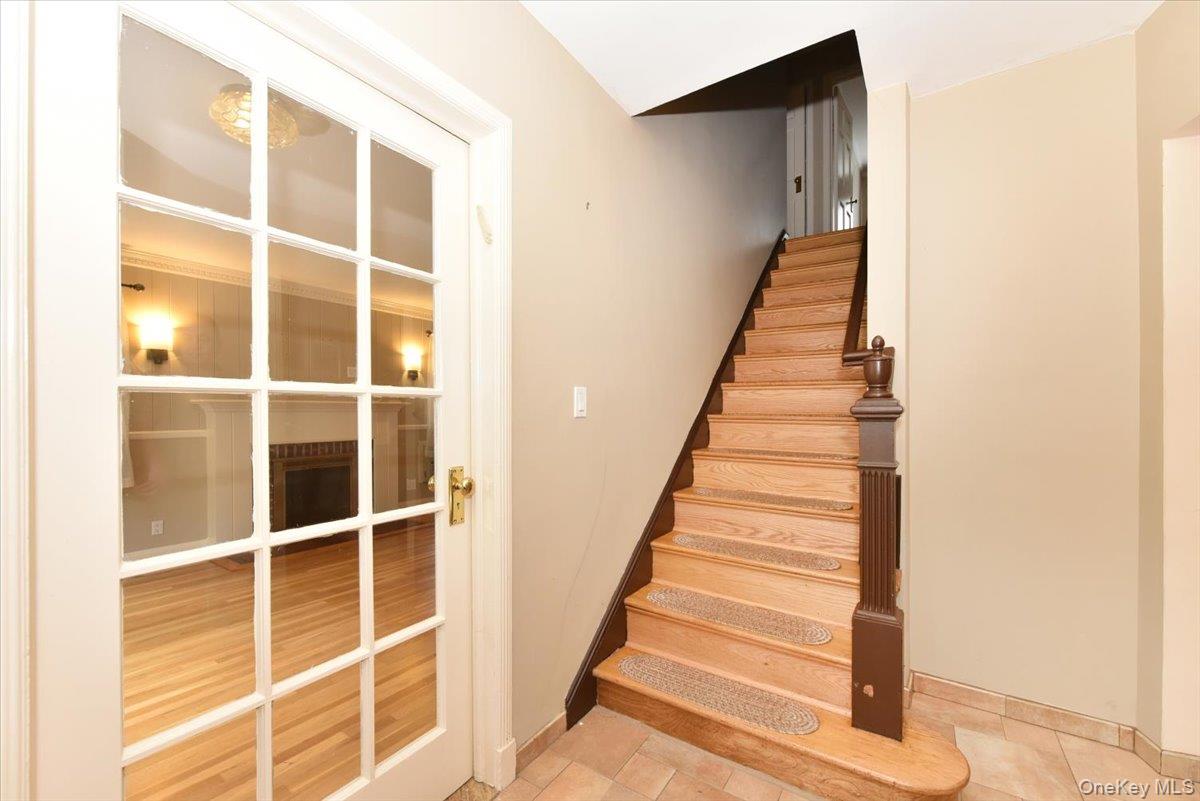 7503 196th Street Property Photo 2