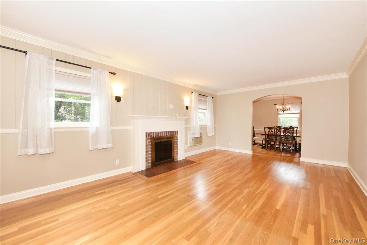 7503 196th Street Property Photo 4