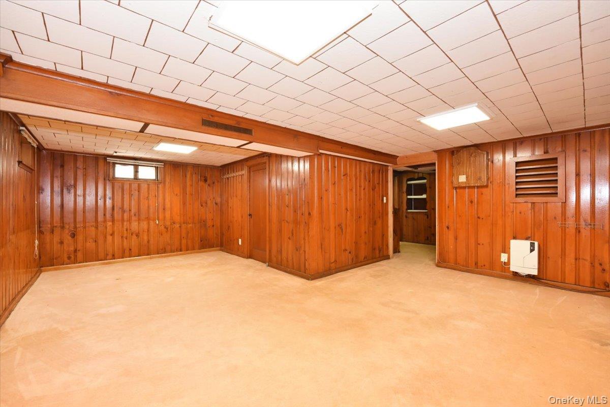 7503 196th Street Property Photo 13