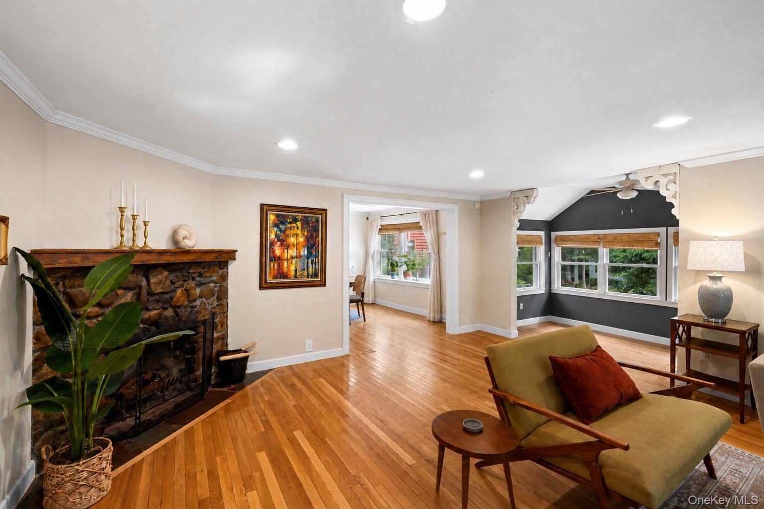 18 Walnut Avenue Property Photo 4