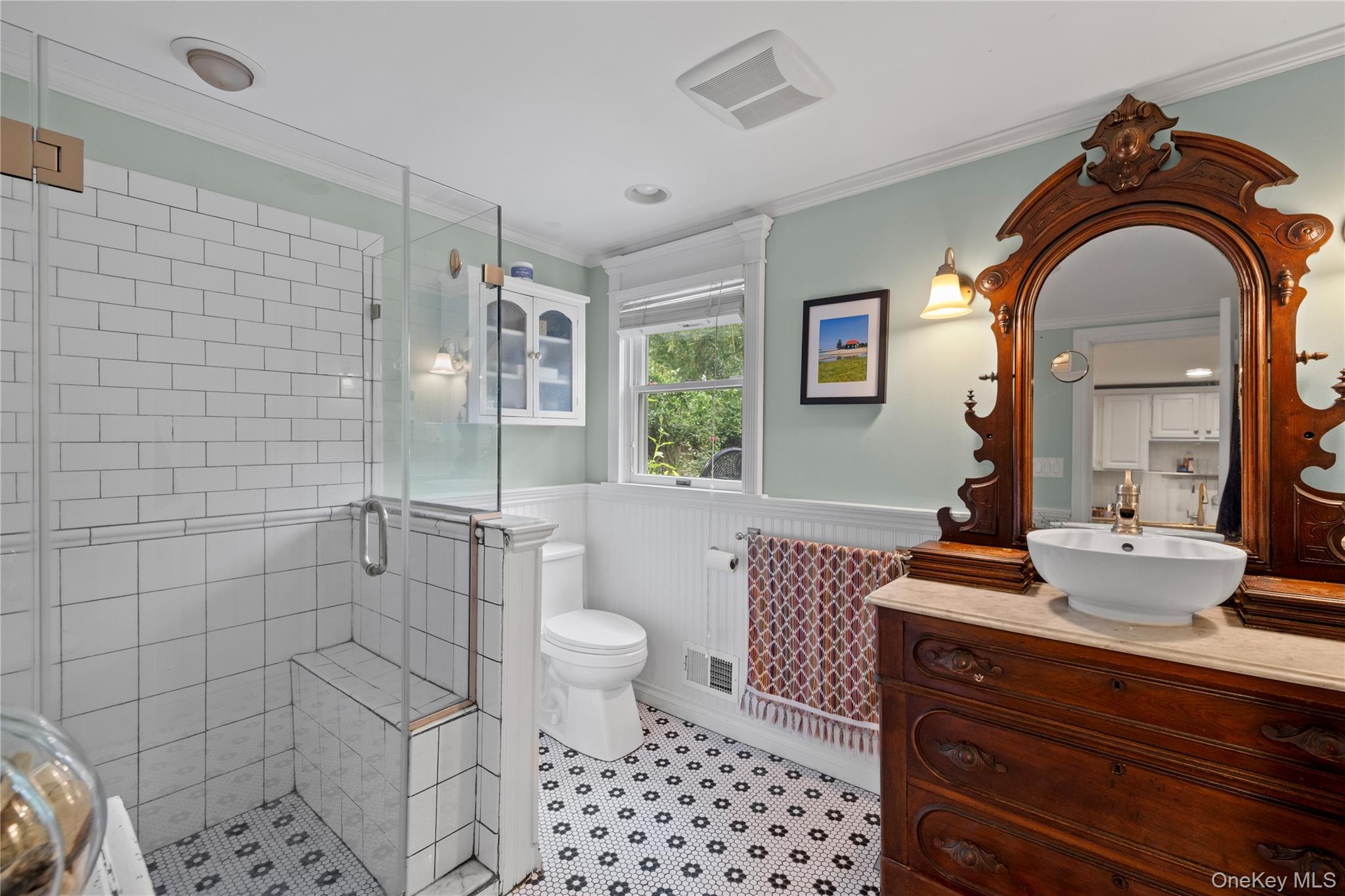 18 Walnut Avenue Property Photo 10