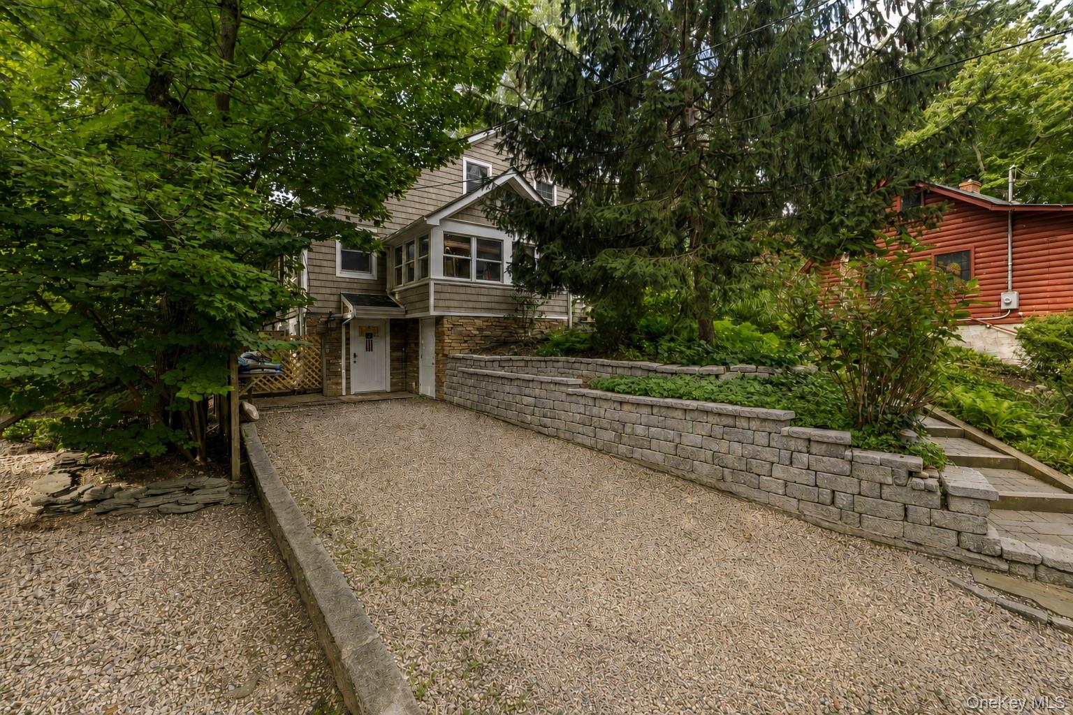 18 Walnut Avenue Property Photo 22