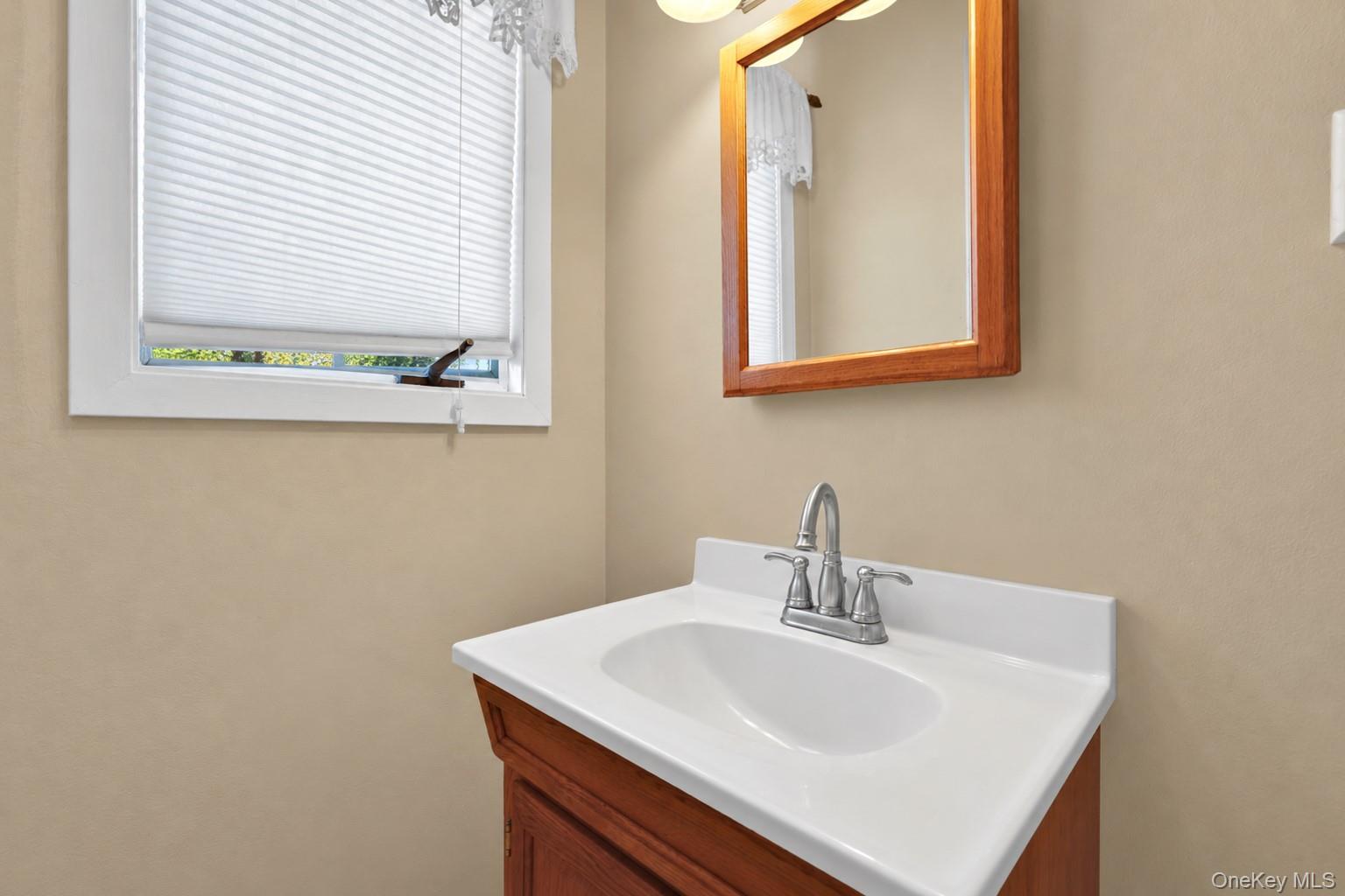 145 Thames Street Property Photo 16