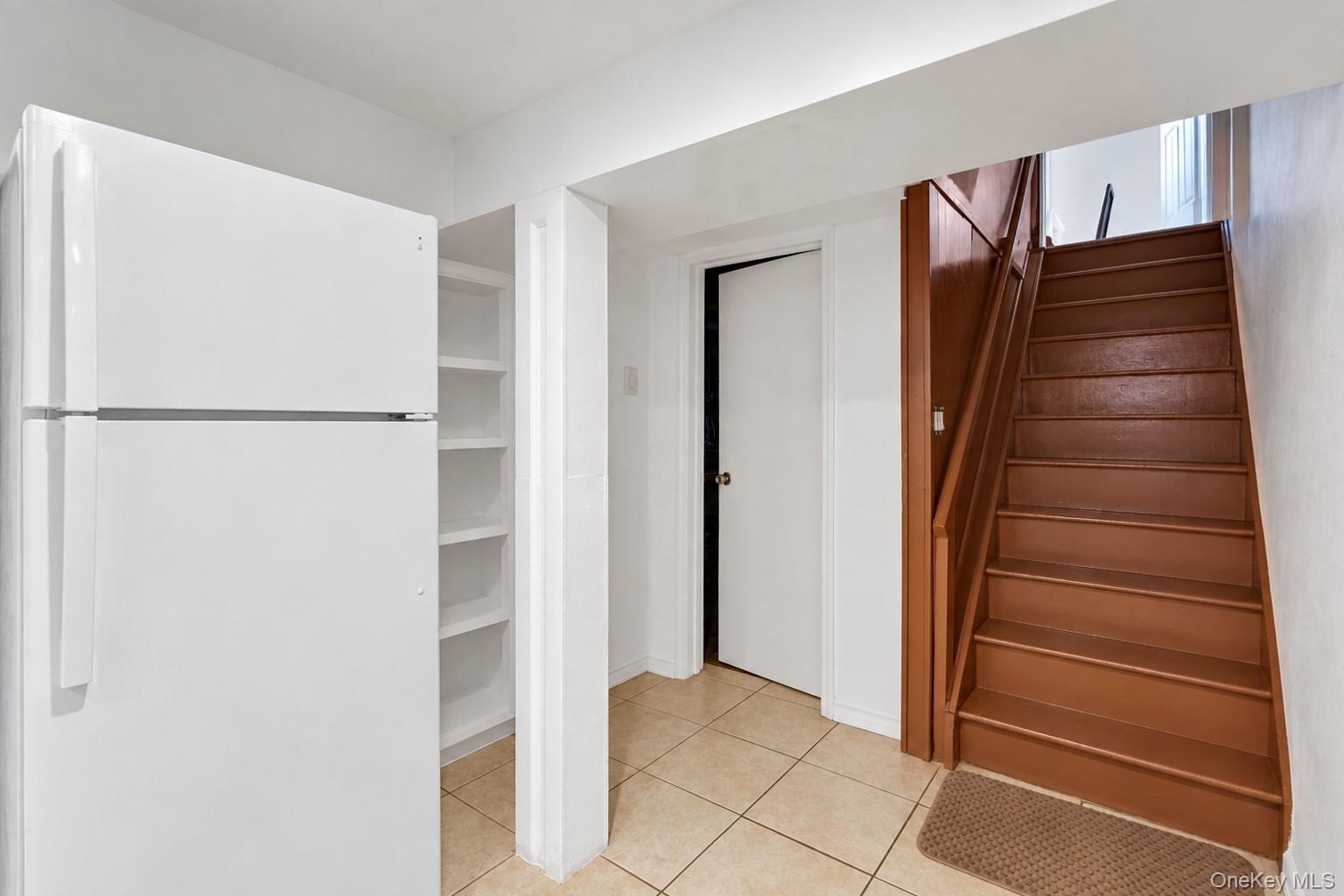 145 Thames Street Property Photo 19