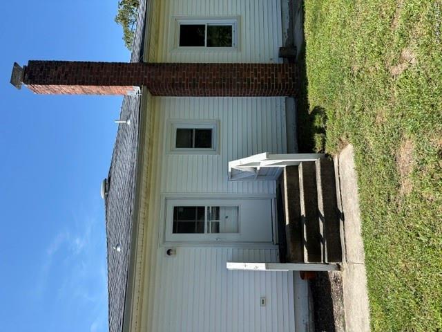 424 Sweezy Avenue Property Photo 4