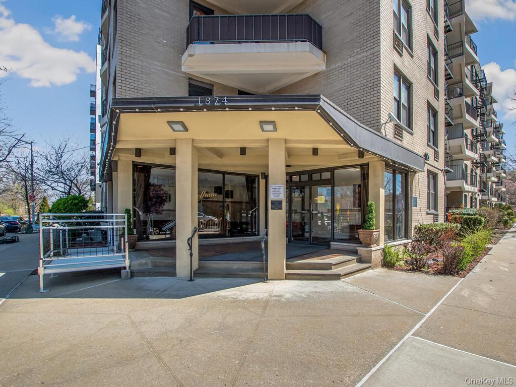 1874 Pelham Parkway 2p Property Photo 2
