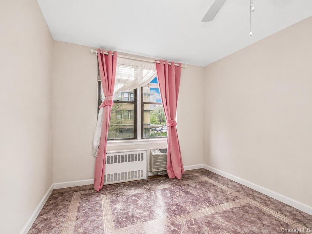 1874 Pelham Parkway 2p Property Photo 20