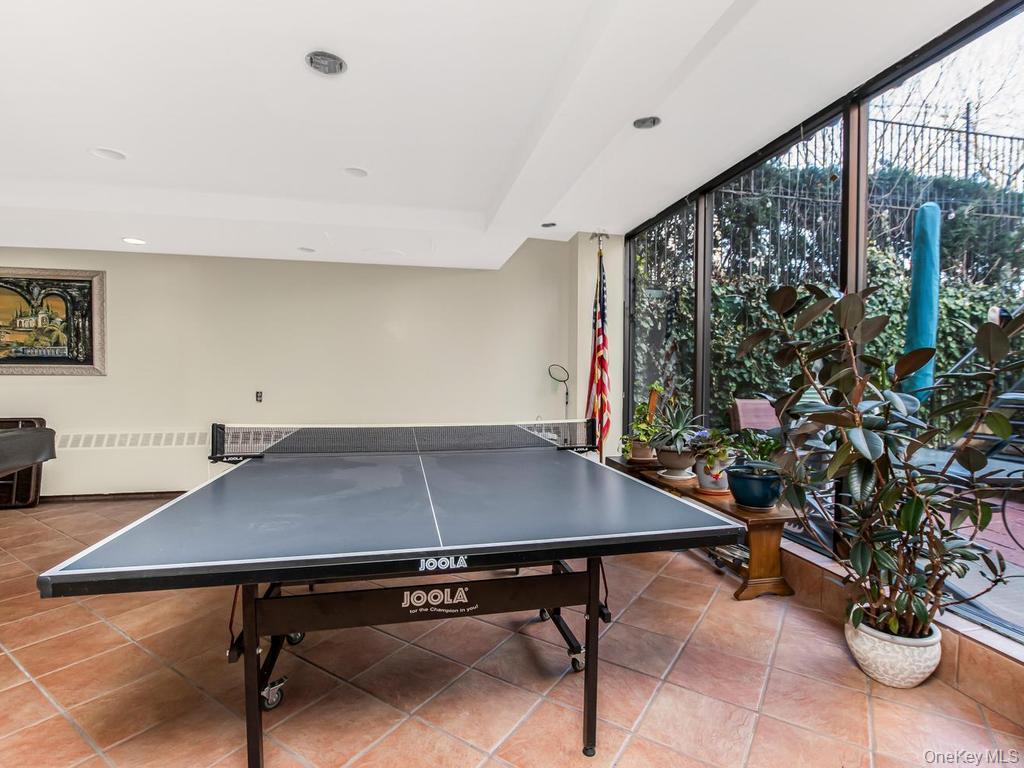 1874 Pelham Parkway 2p Property Photo 31