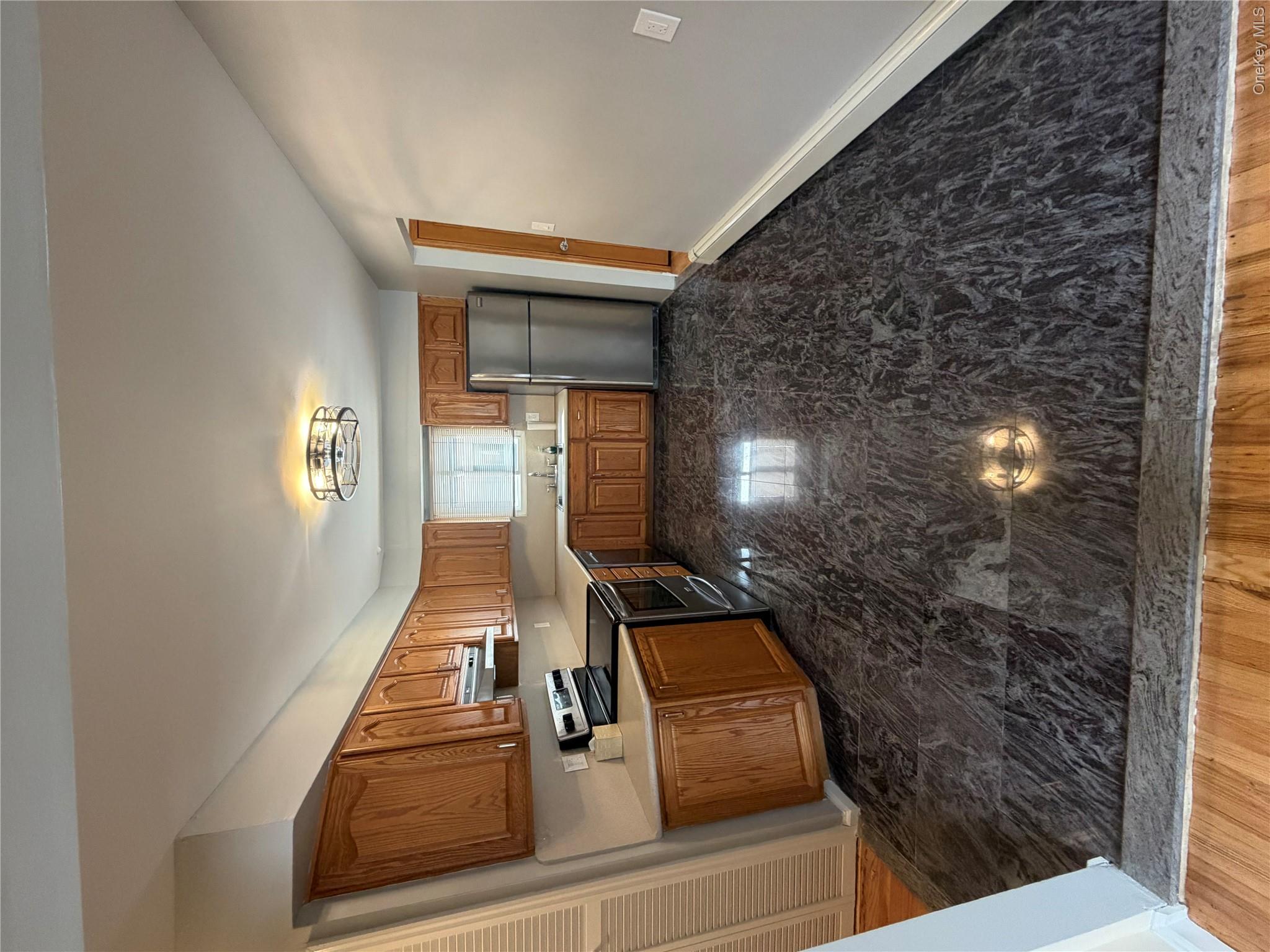 108 Lee Avenue Property Photo 11