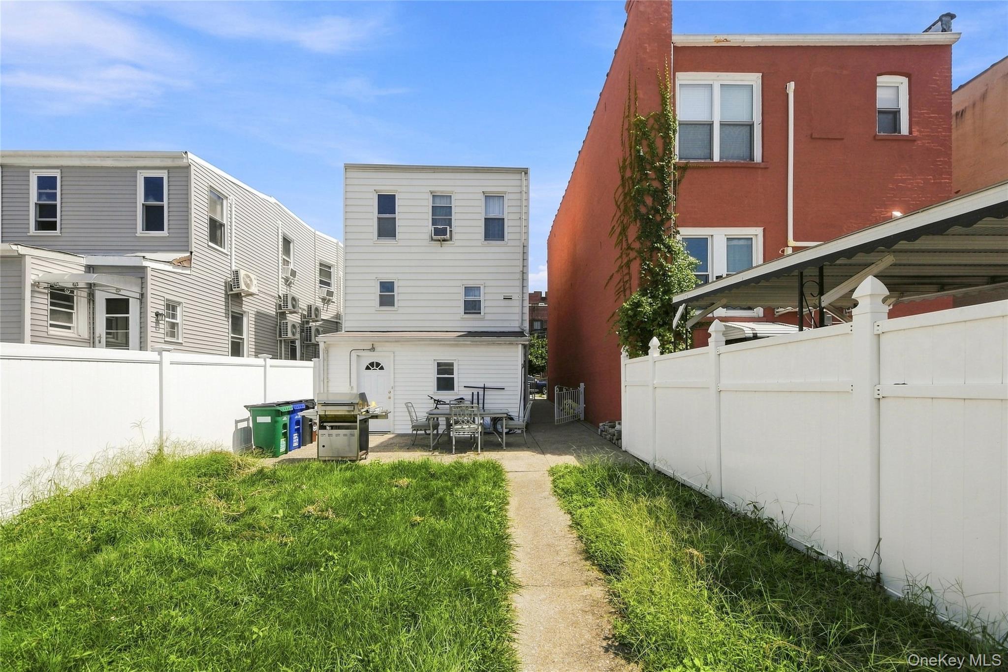1921 Edison Avenue Property Photo 3