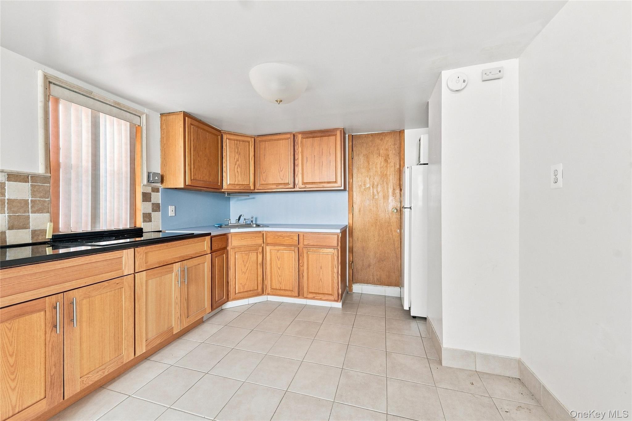 1921 Edison Avenue Property Photo 17