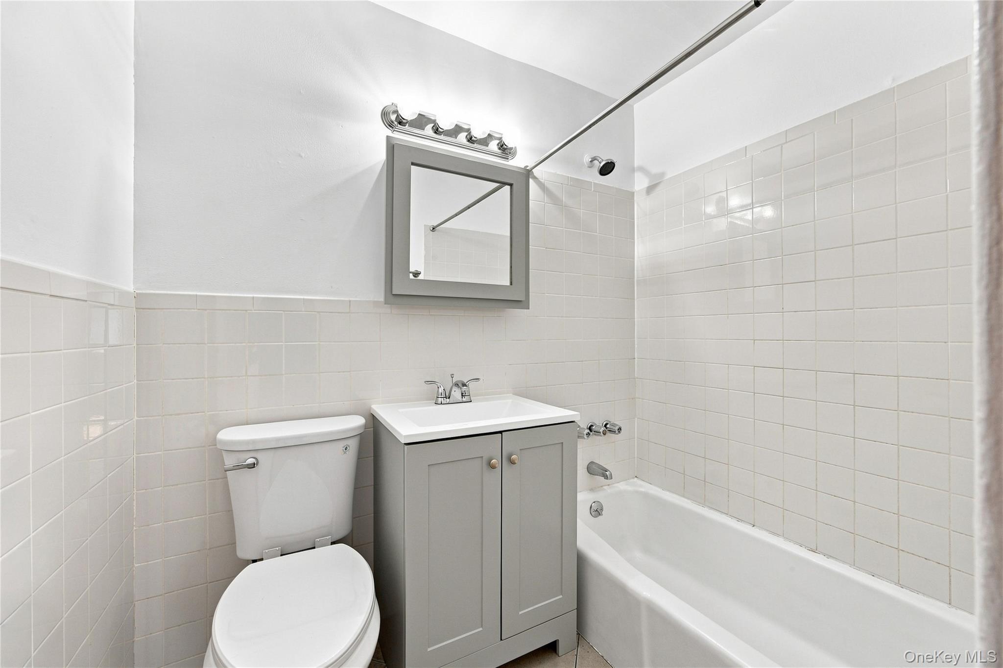 31 Fero Street 2a Property Photo 16