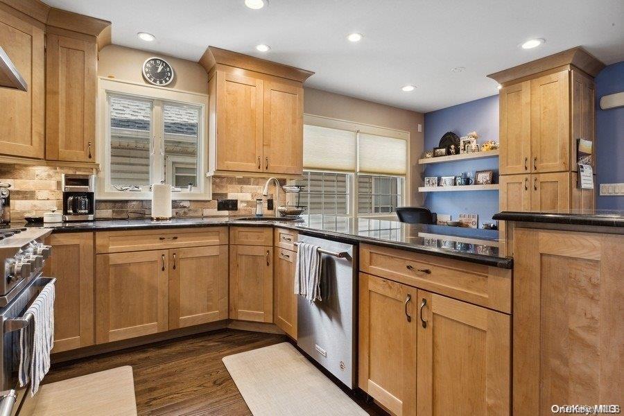 65 Pennsylvania Avenue Property Photo 10