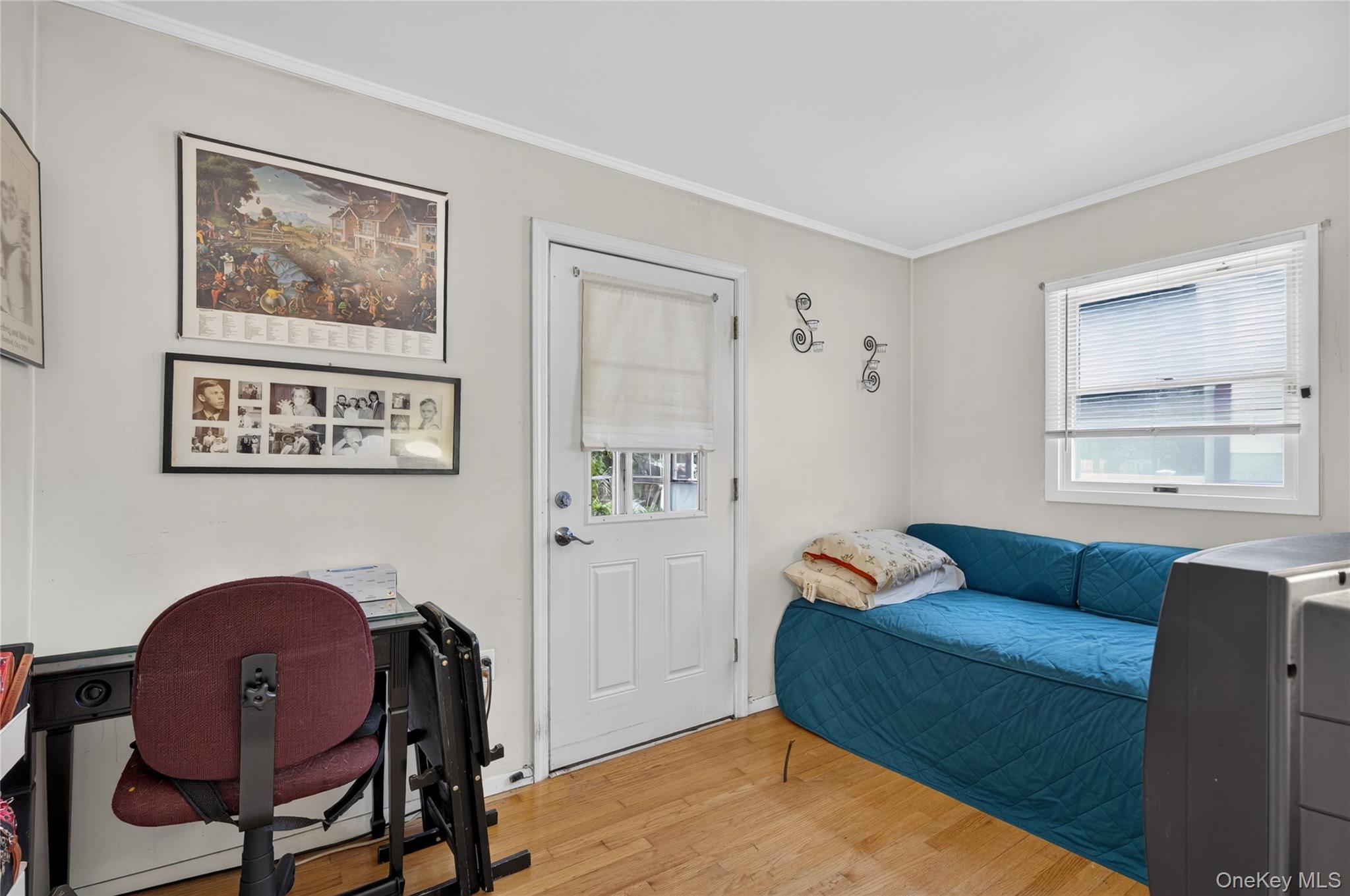 296 Jamaica Boulevard Property Photo 8