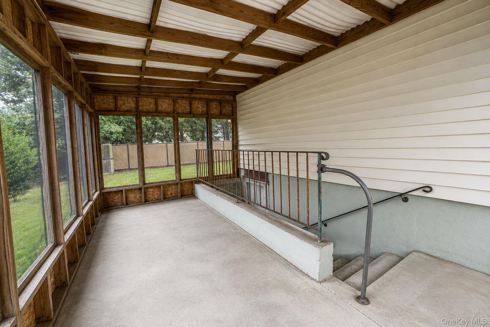 14 Roosevelt Avenue Property Photo 8