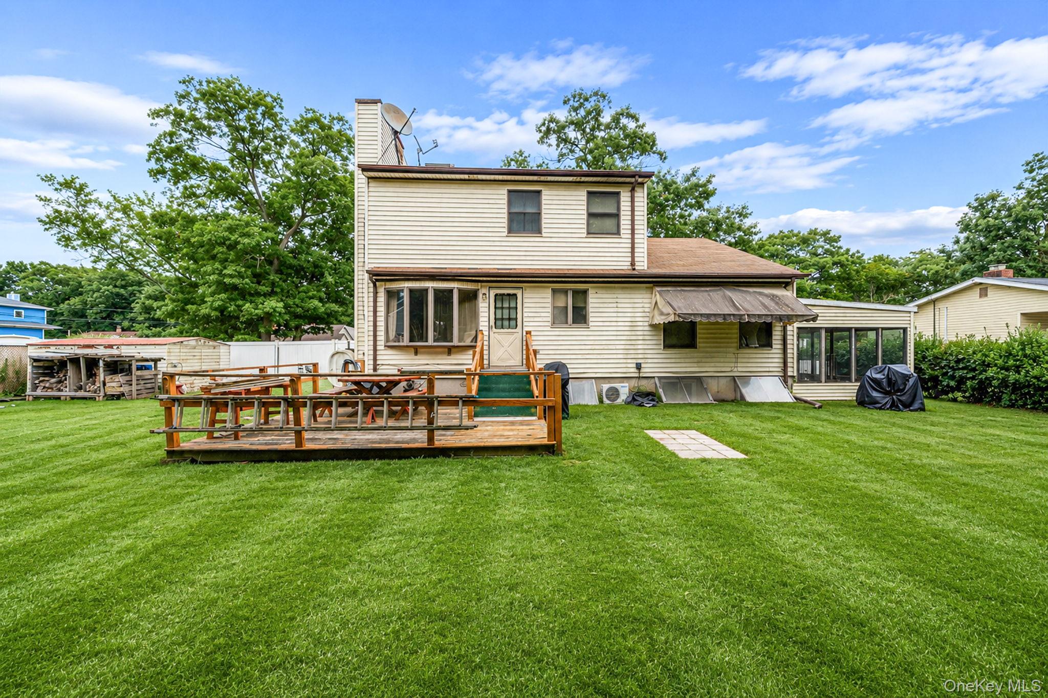 14 Roosevelt Avenue Property Photo 10