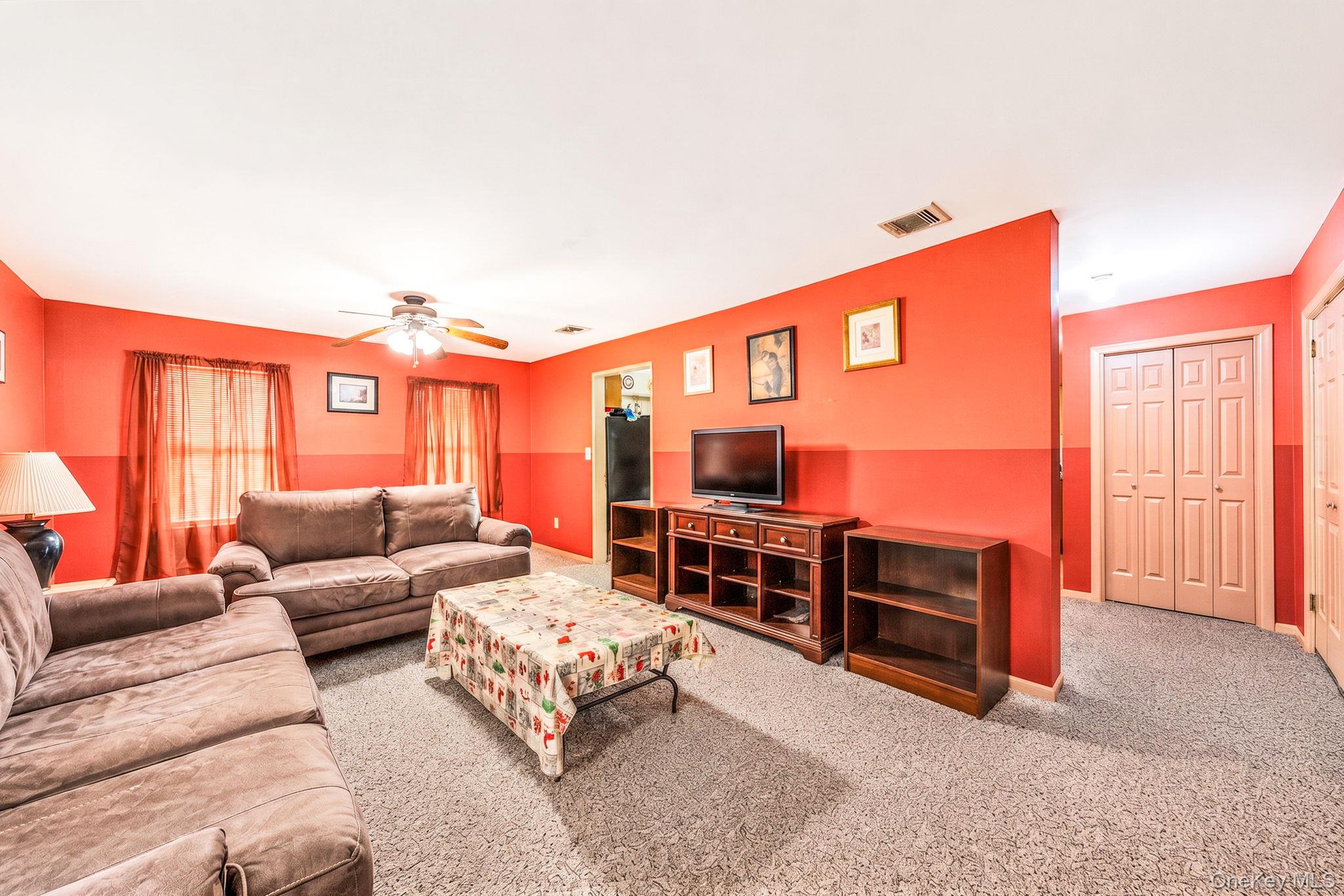14 Roosevelt Avenue Property Photo 19