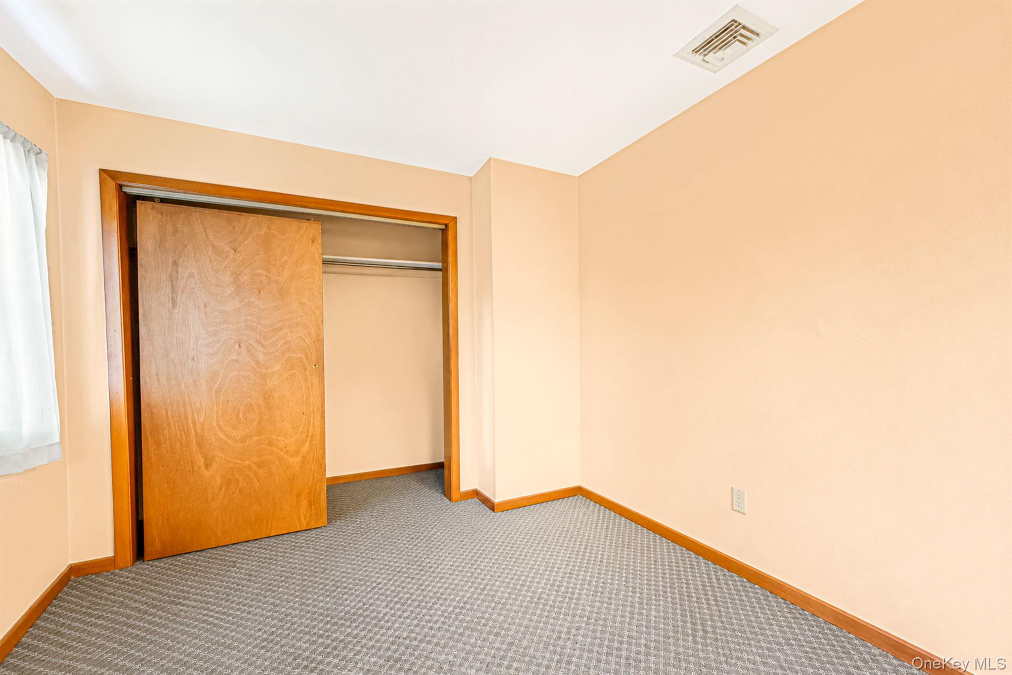 14 Roosevelt Avenue Property Photo 24