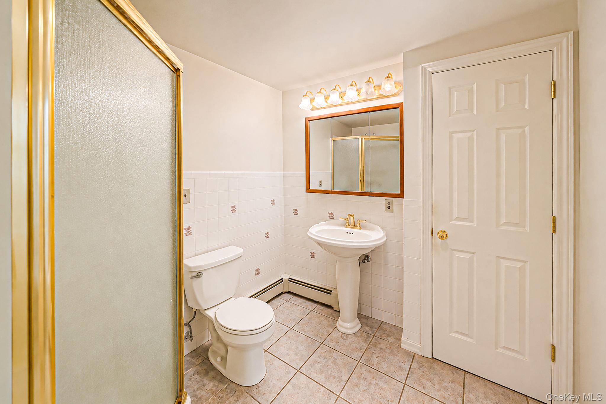 14 Roosevelt Avenue Property Photo 37