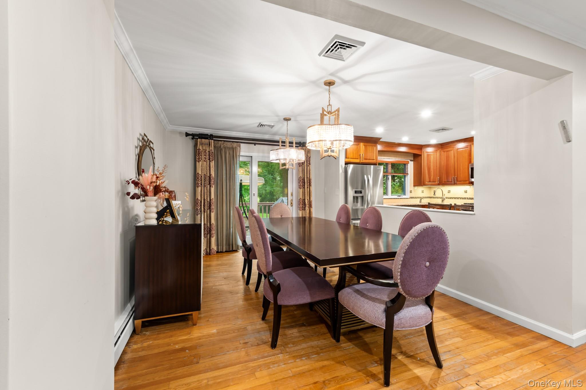 1 Earl Court Property Photo 7