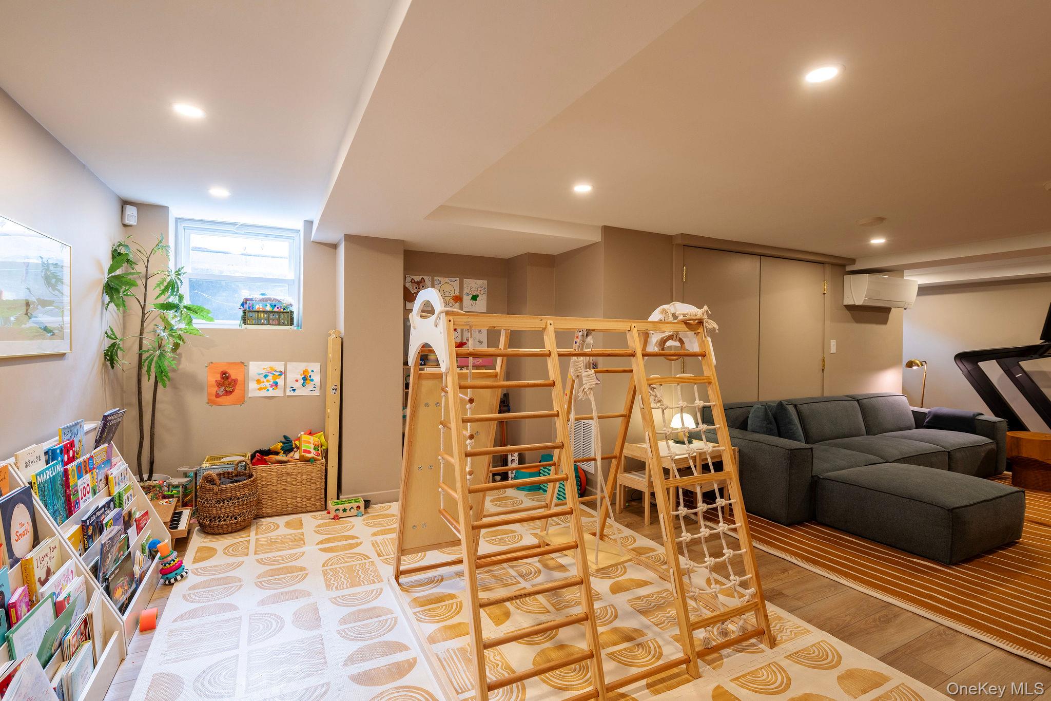 120 Saint James Street Property Photo 35