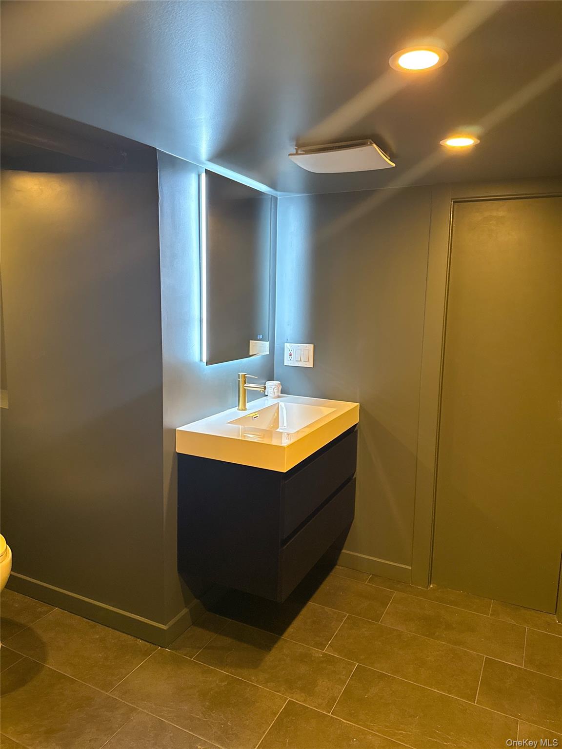 120 Saint James Street Property Photo 39