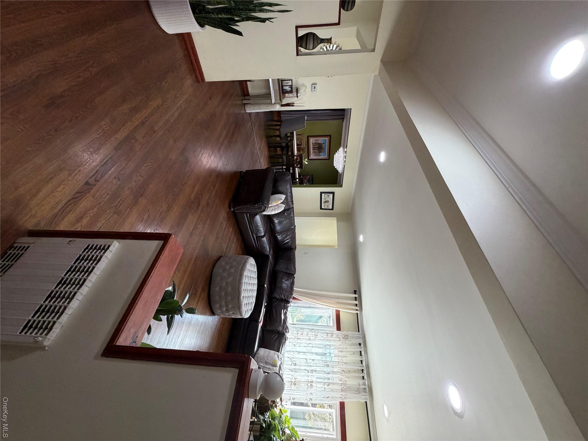 382 Daub Avenue Property Photo 5
