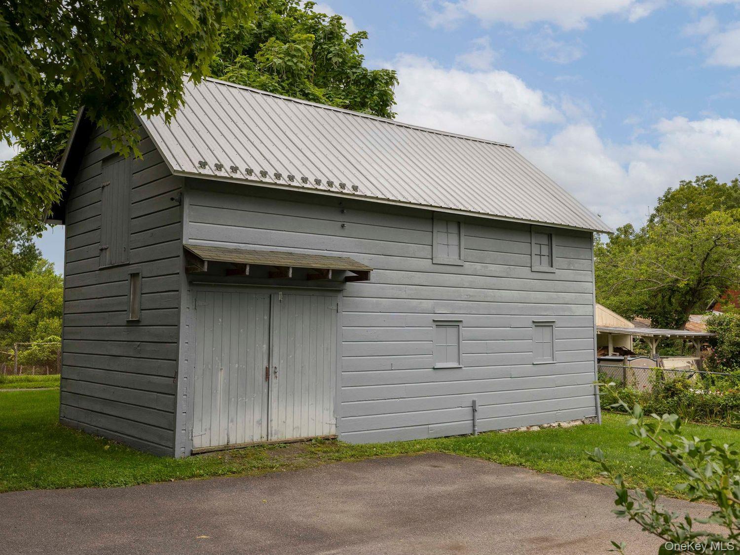 34 Tillson Road Property Photo 43