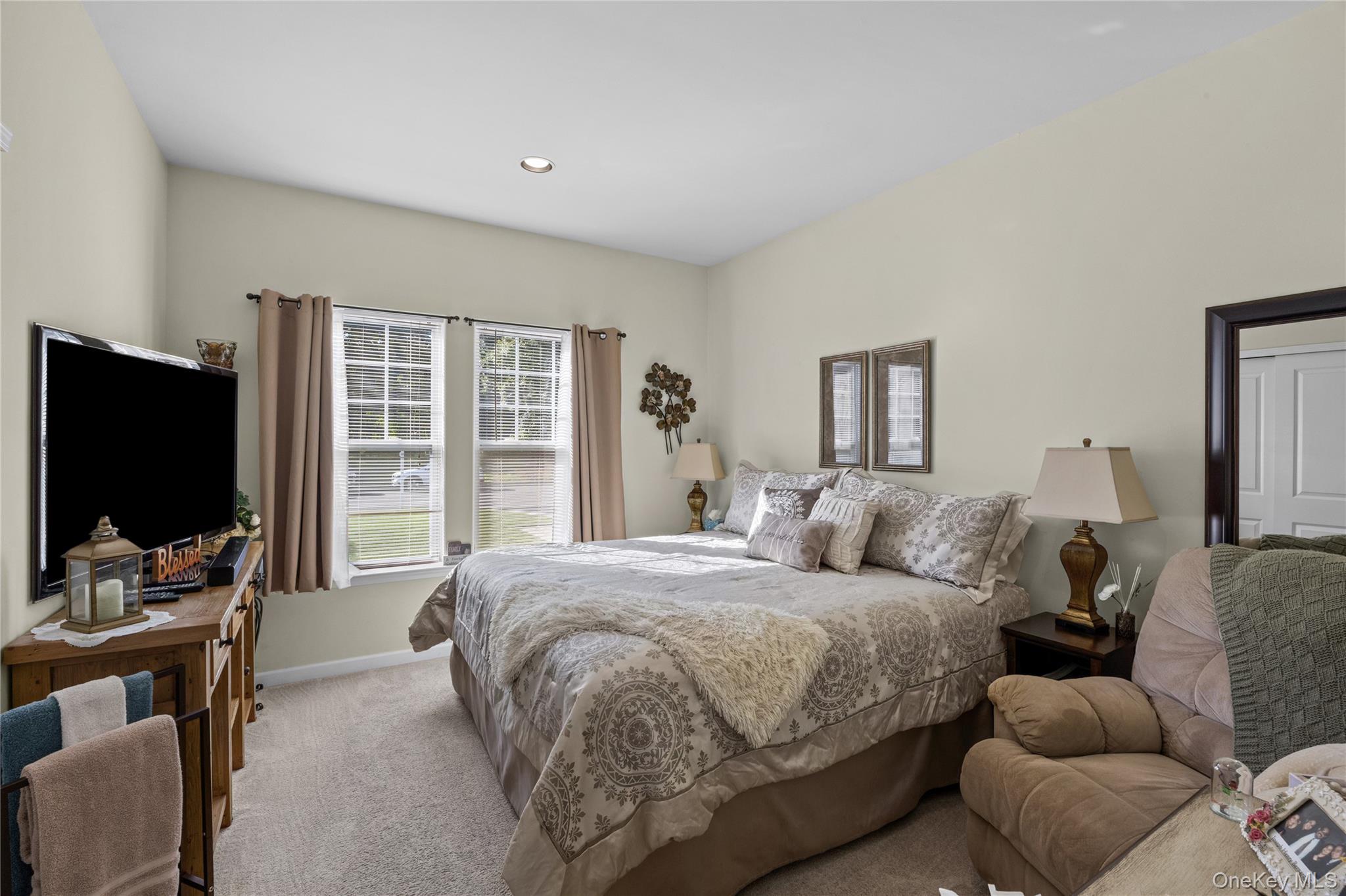 32 Pondview Circle Property Photo 19