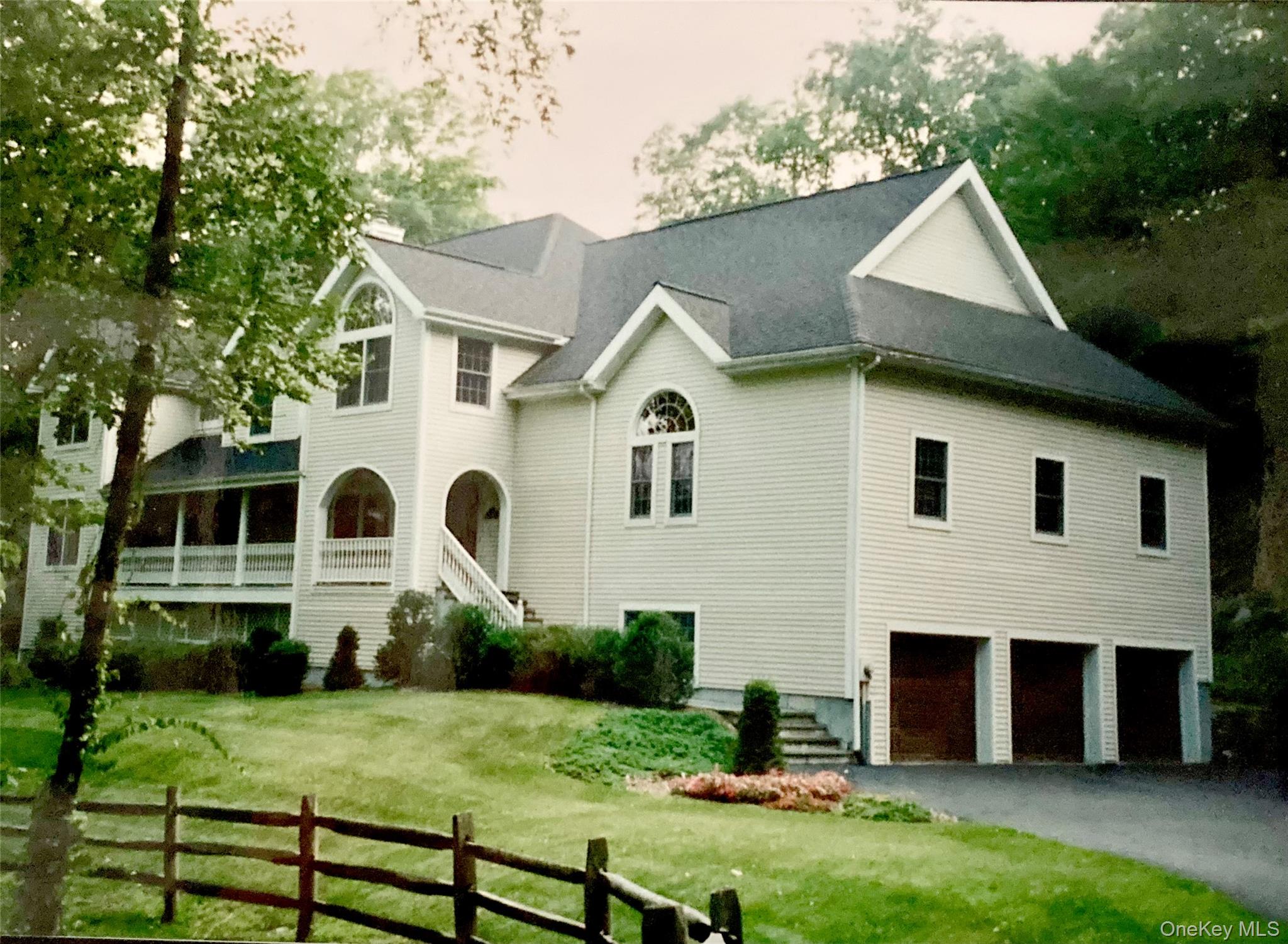 11 Smith Farm Road Property Photo 1
