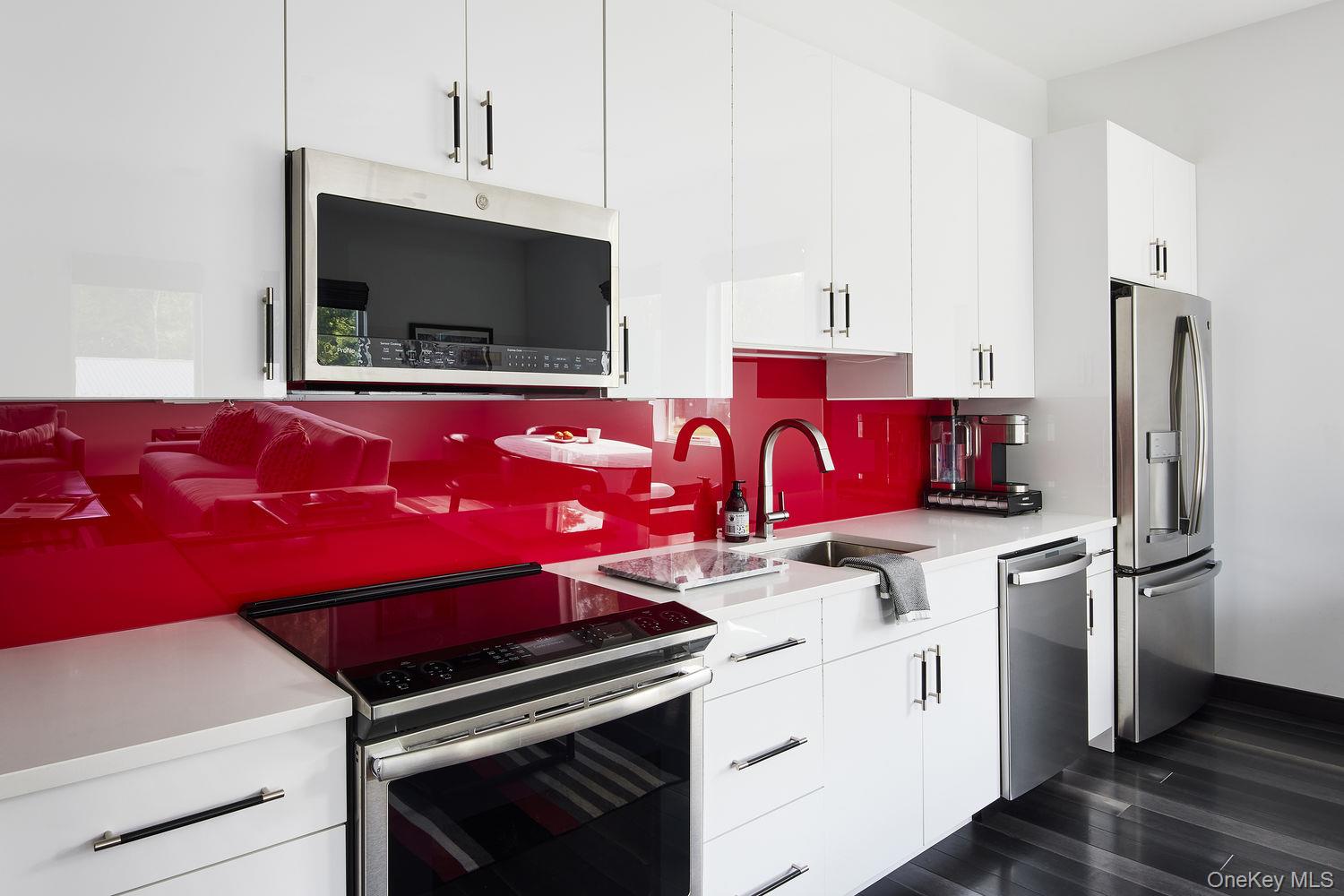 1045159 Property Photo 10