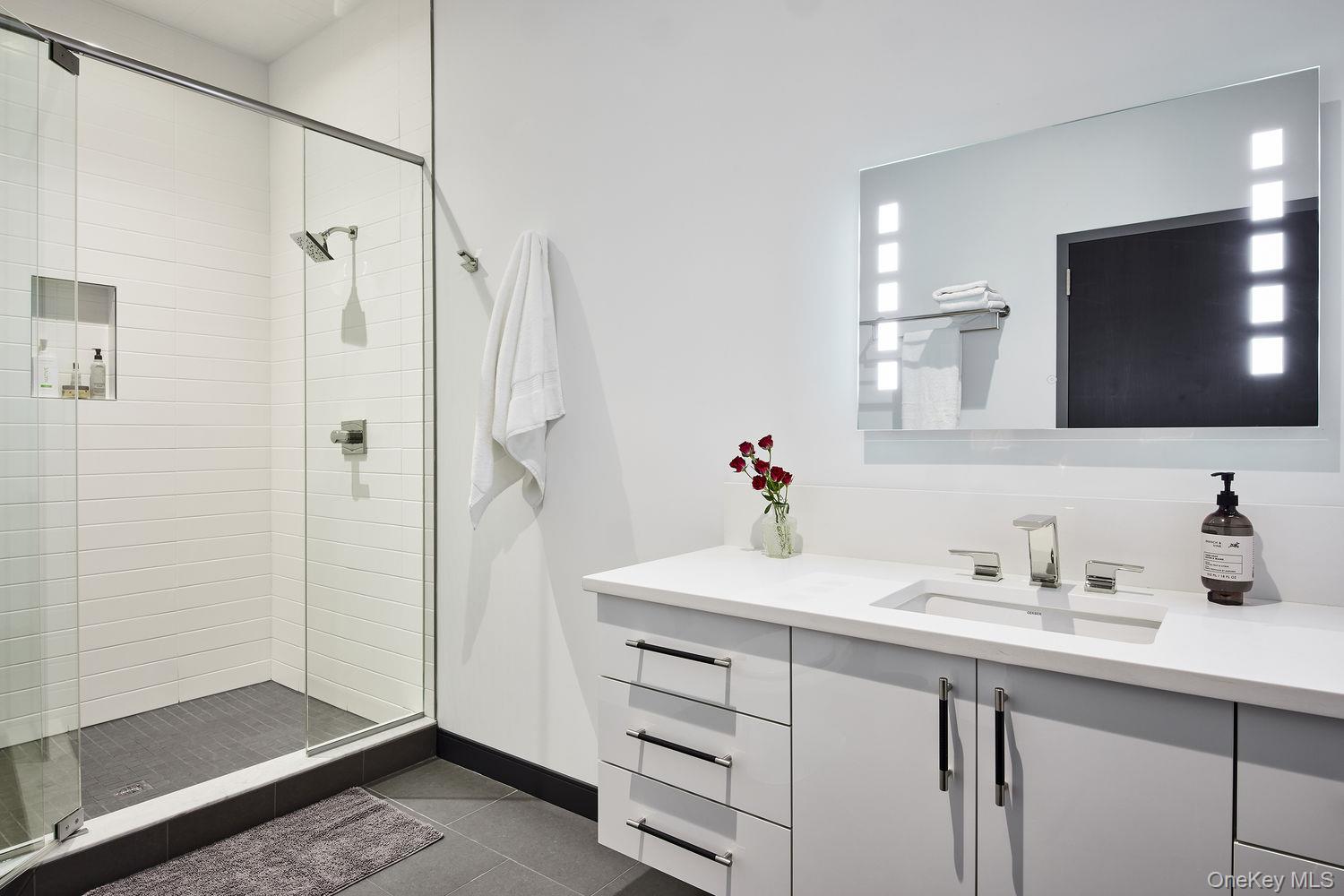 1045159 Property Photo 13