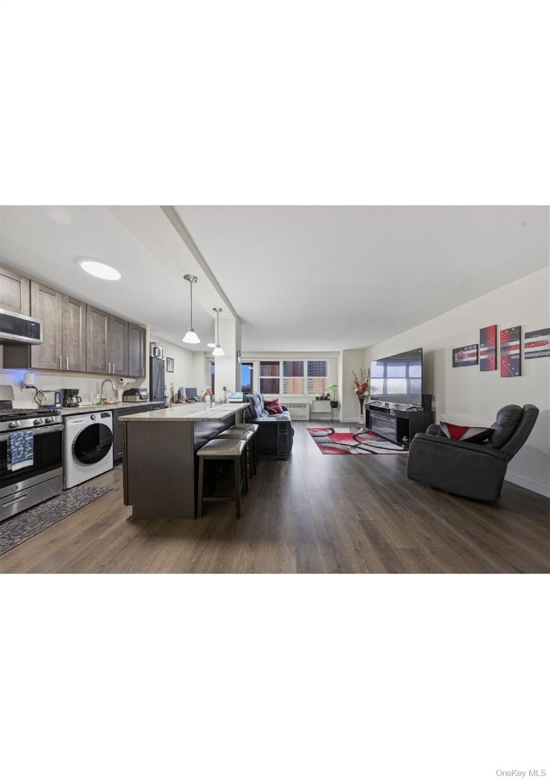 825 Morrison Avenue 8c Property Photo 6