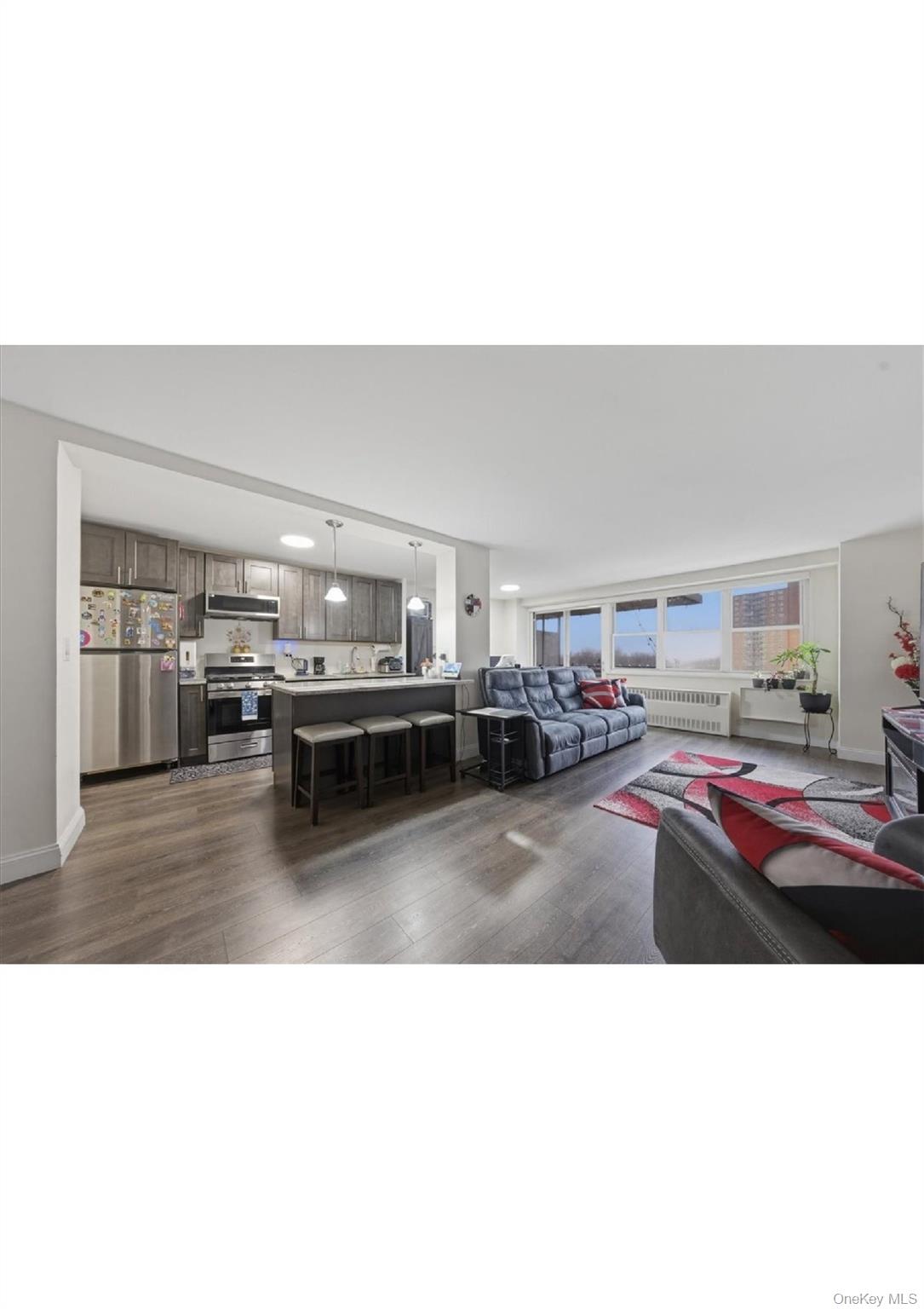 825 Morrison Avenue 8c Property Photo 7