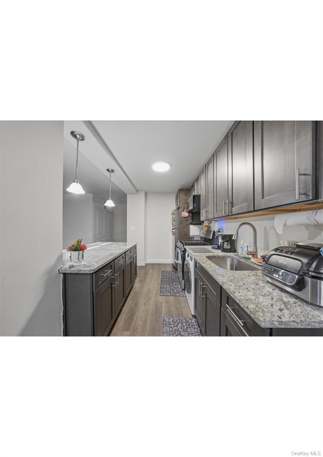 825 Morrison Avenue 8c Property Photo 11