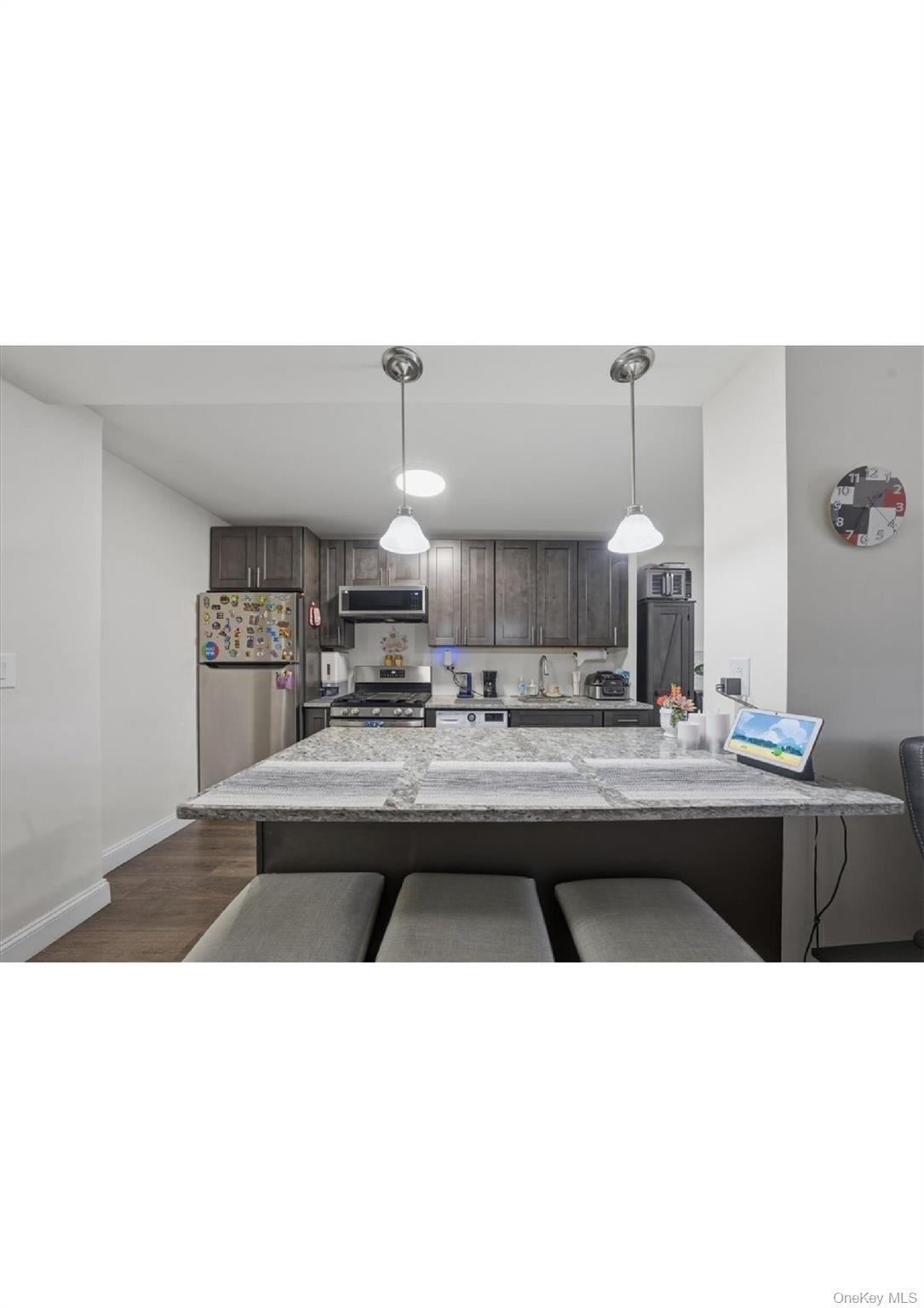 825 Morrison Avenue 8c Property Photo 13