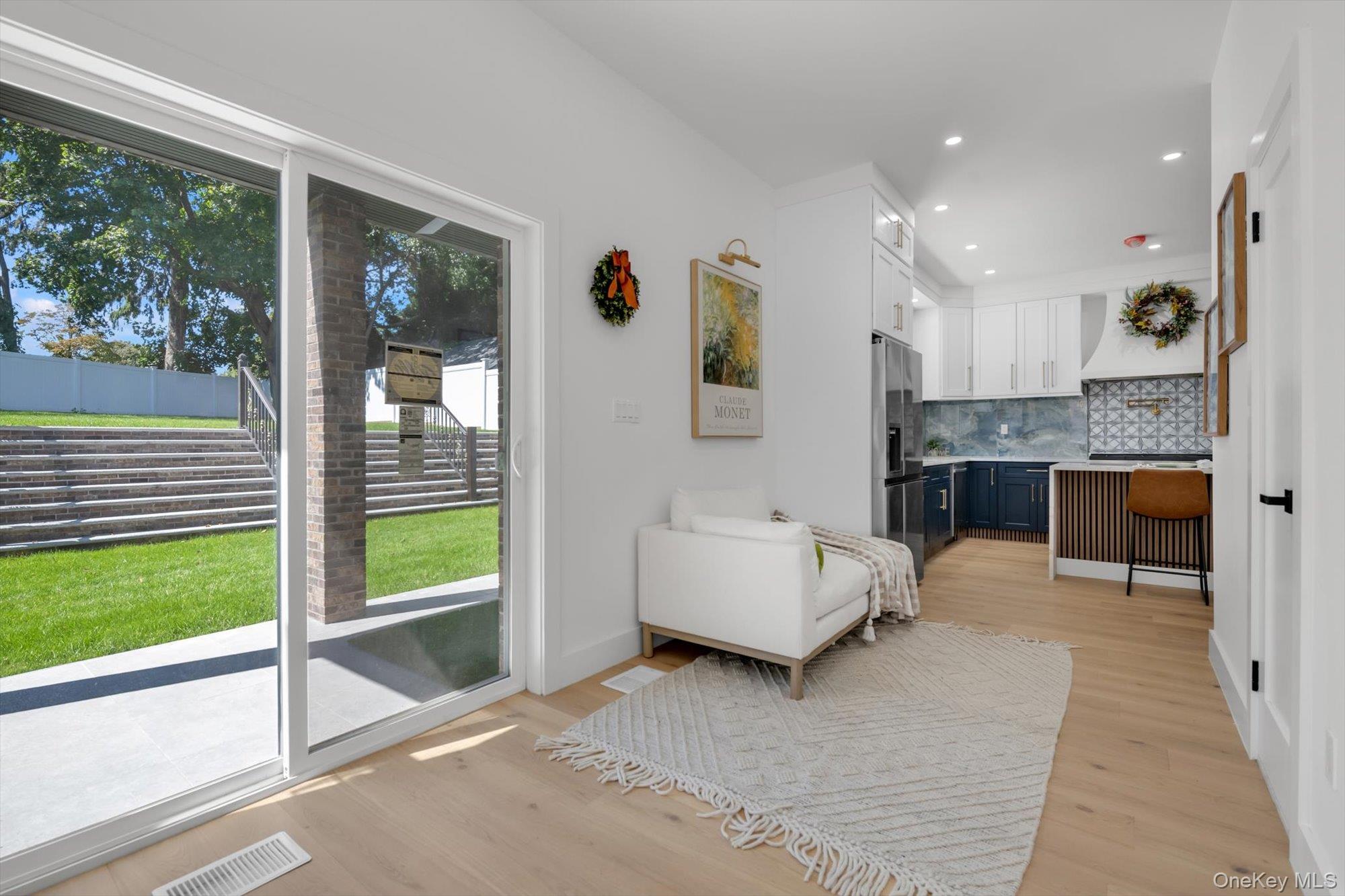 8366 Charlecote Ridge Property Photo 11