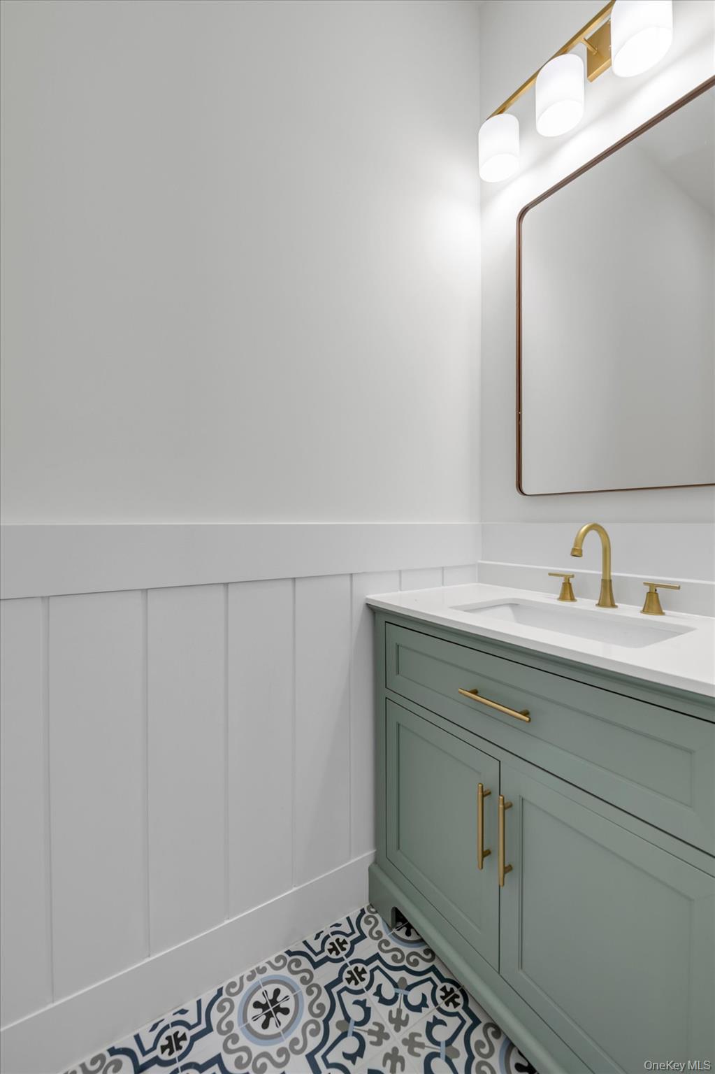 8366 Charlecote Ridge Property Photo 12