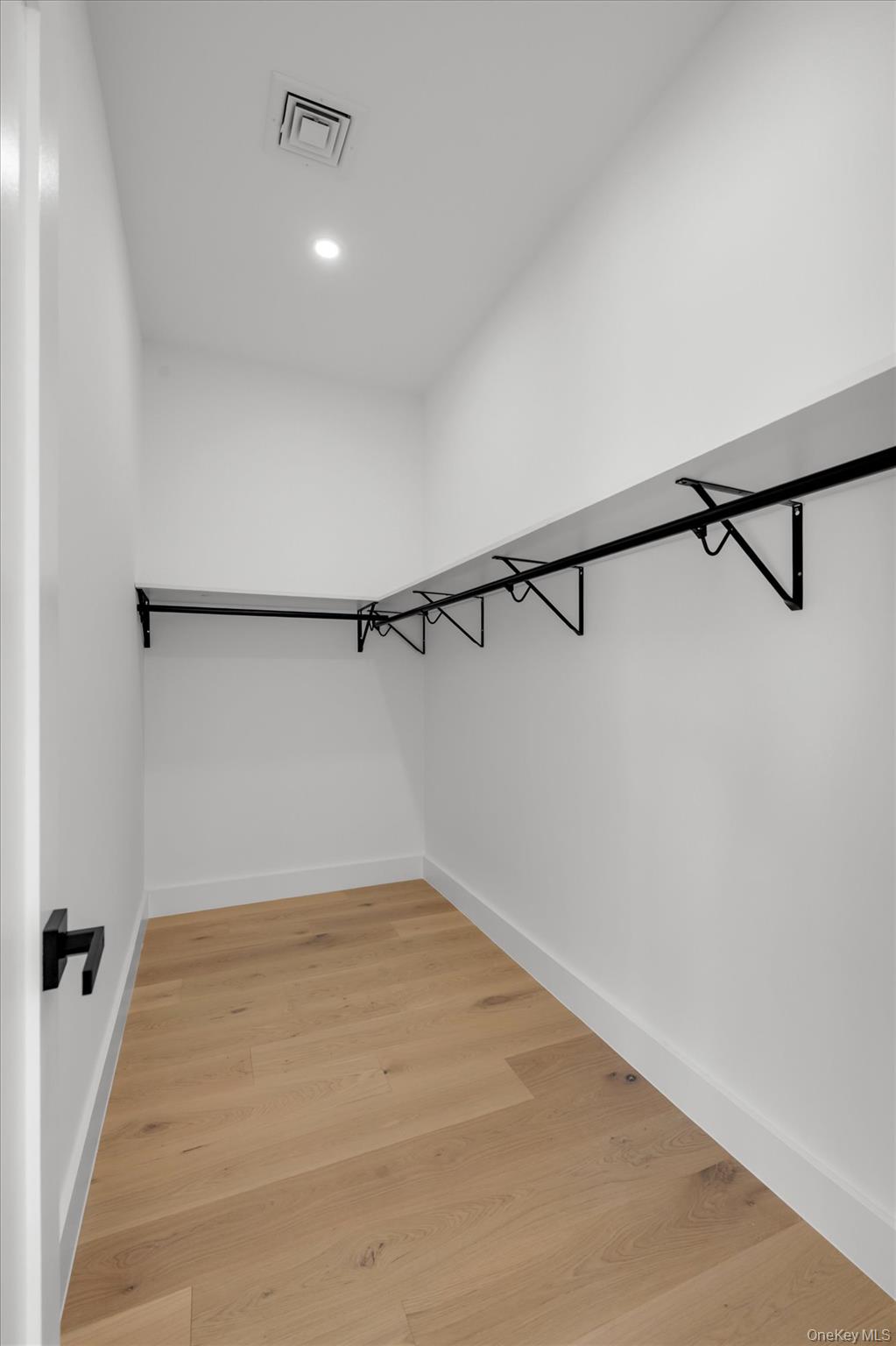 8366 Charlecote Ridge Property Photo 15