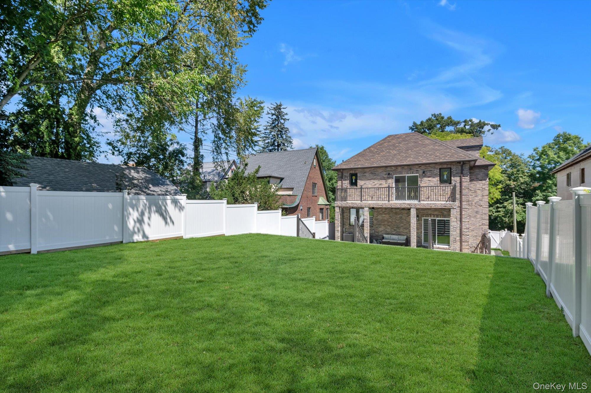 8366 Charlecote Ridge Property Photo 31