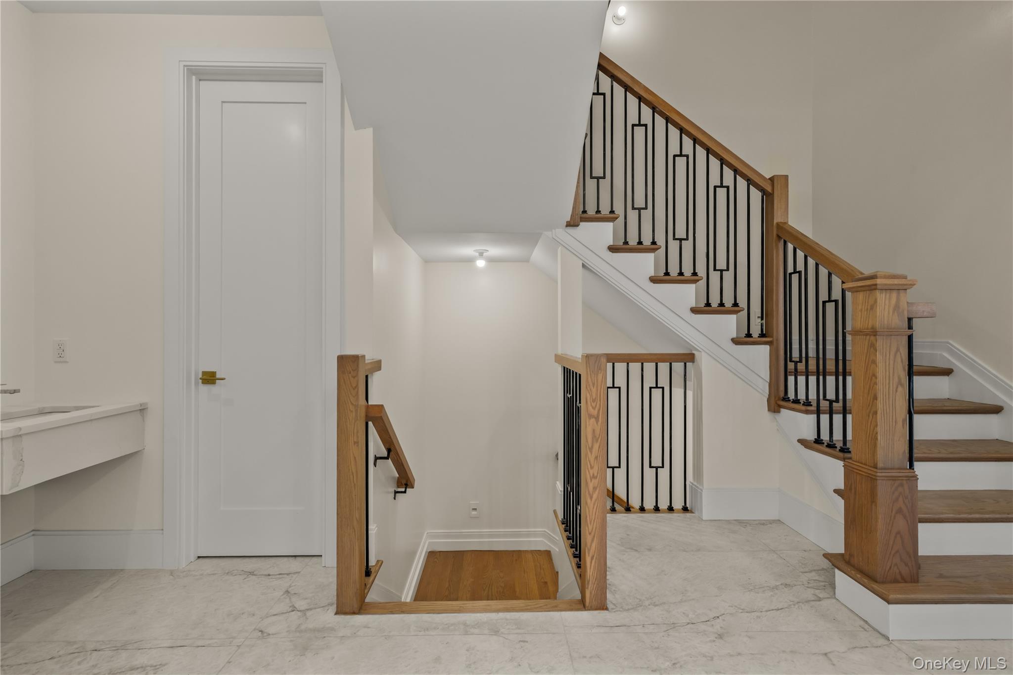 5205 Corner Street Property Photo 8