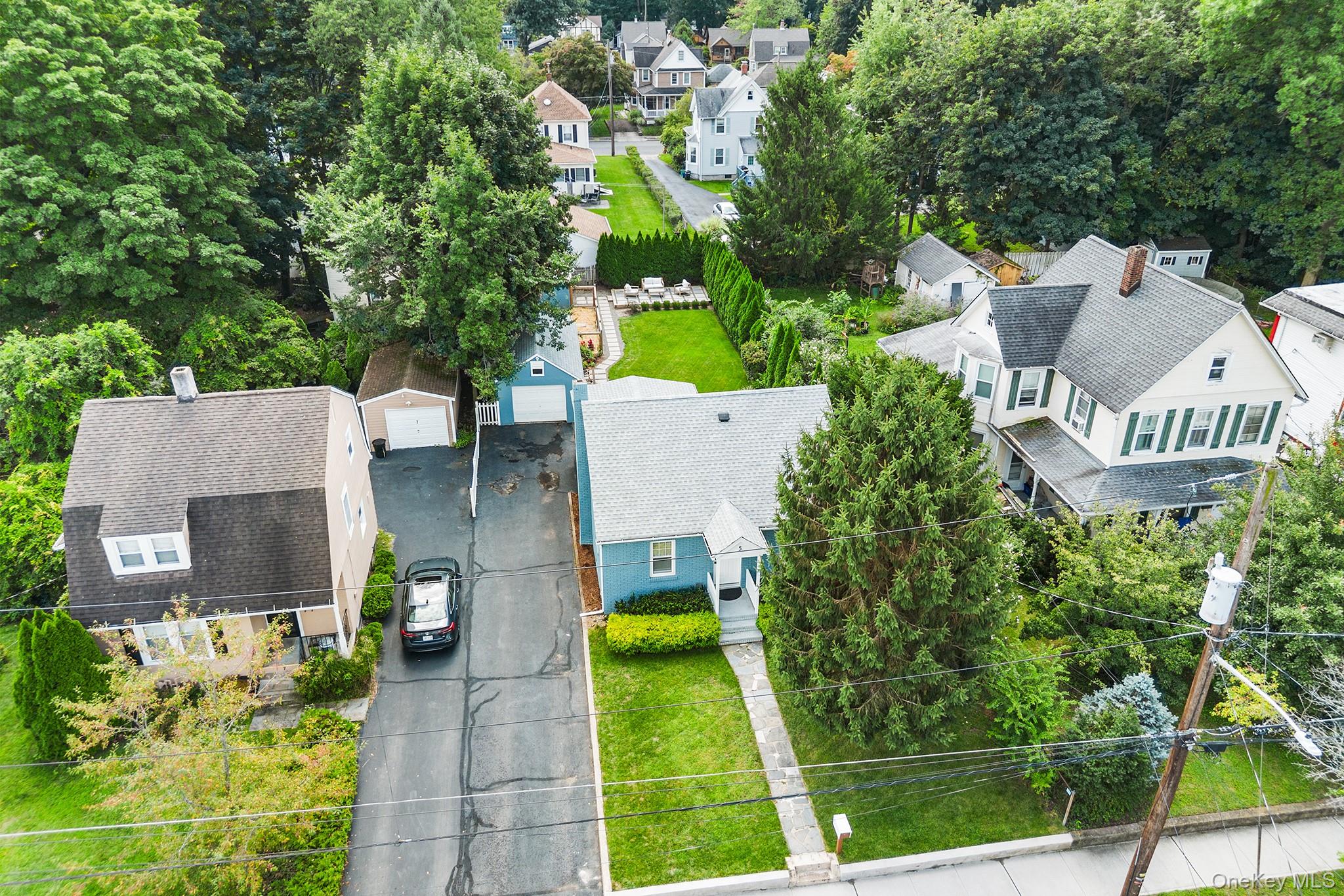 5 W Maple Avenue Property Photo 3