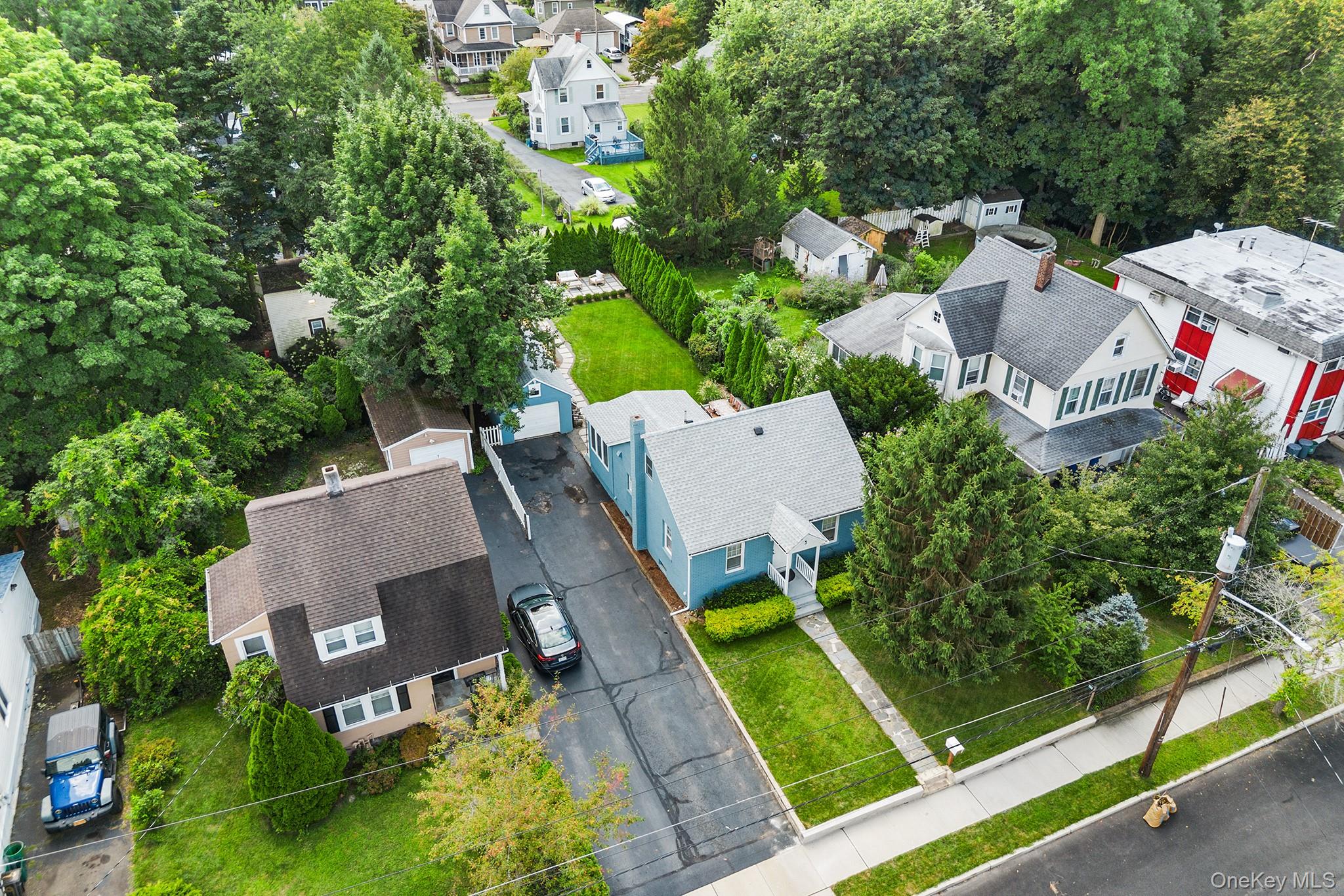 5 W Maple Avenue Property Photo 4