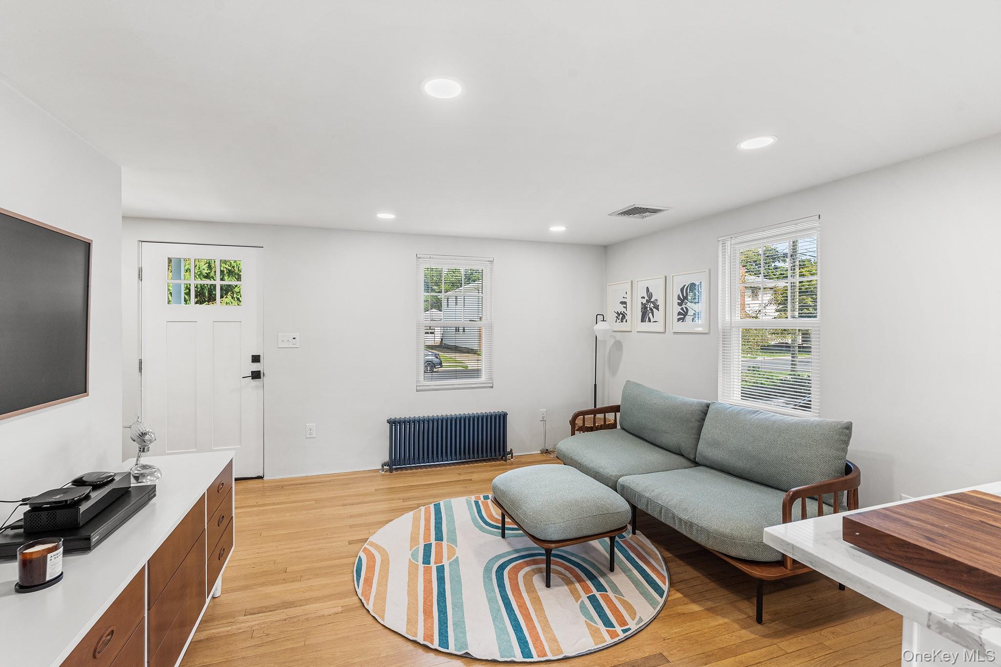 5 W Maple Avenue Property Photo 7