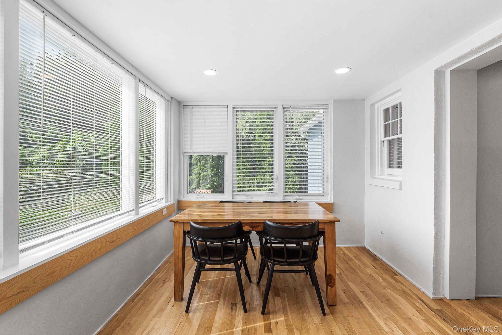 5 W Maple Avenue Property Photo 21