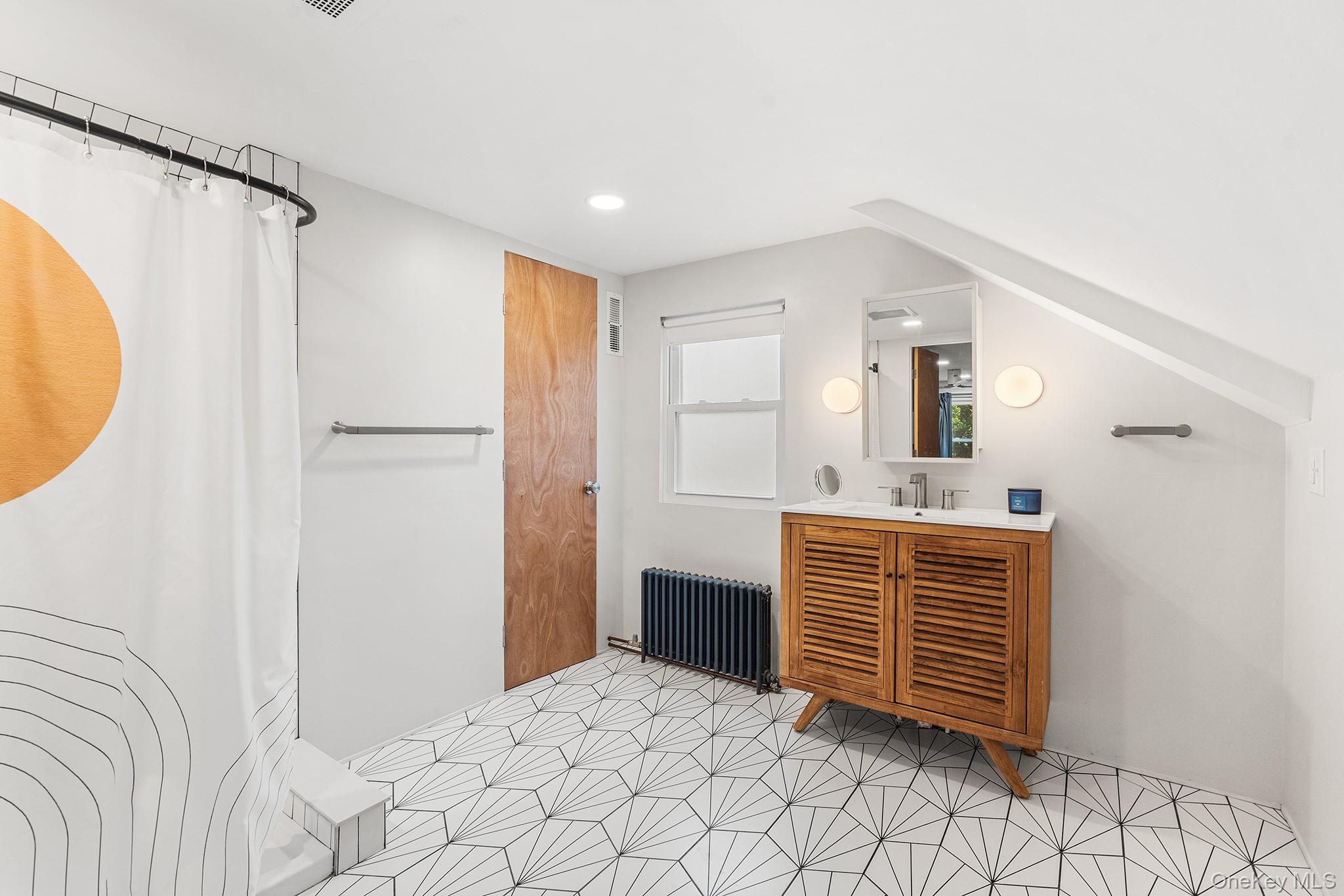5 W Maple Avenue Property Photo 24