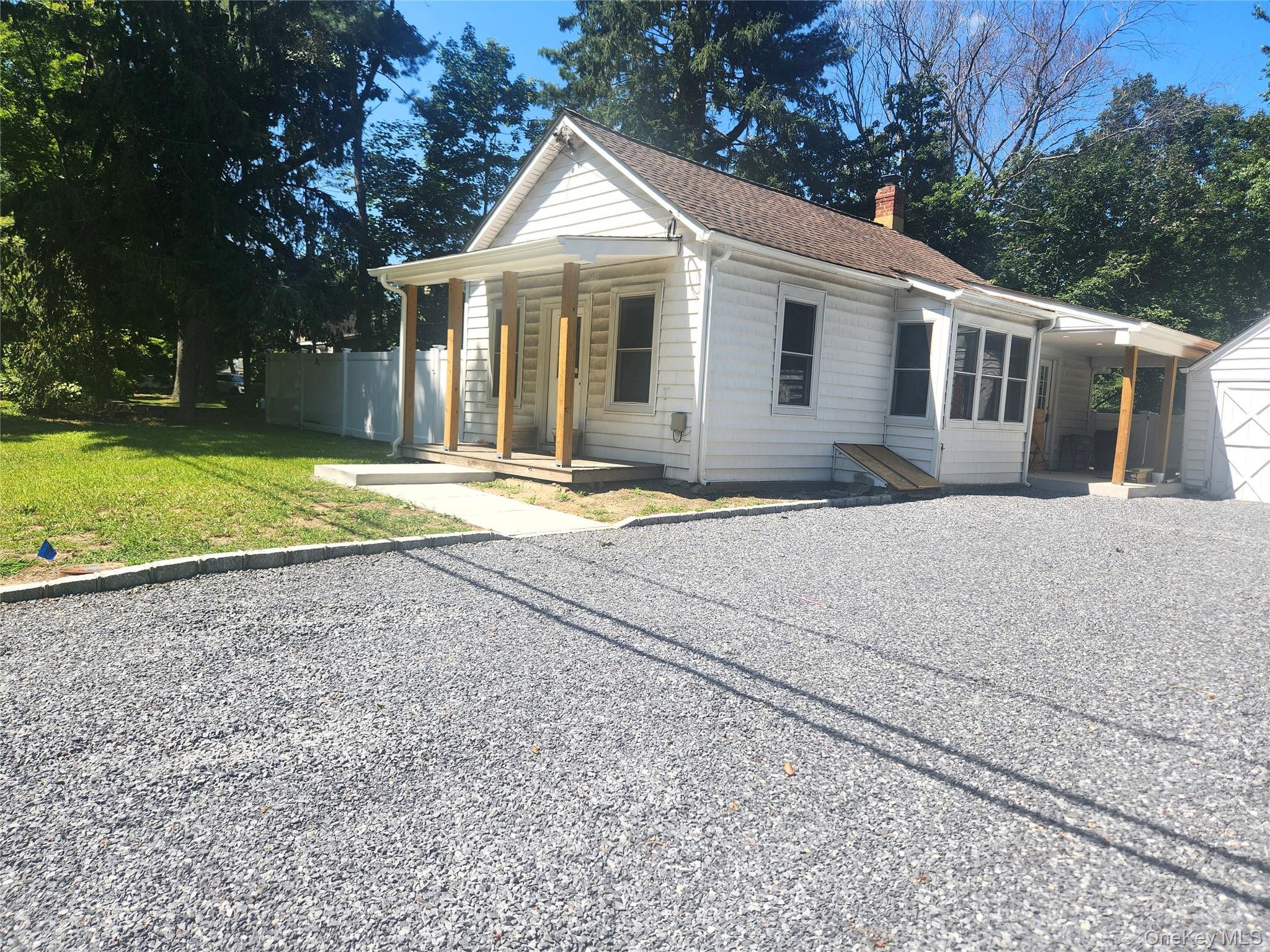 807 Meadow Road Property Photo 1