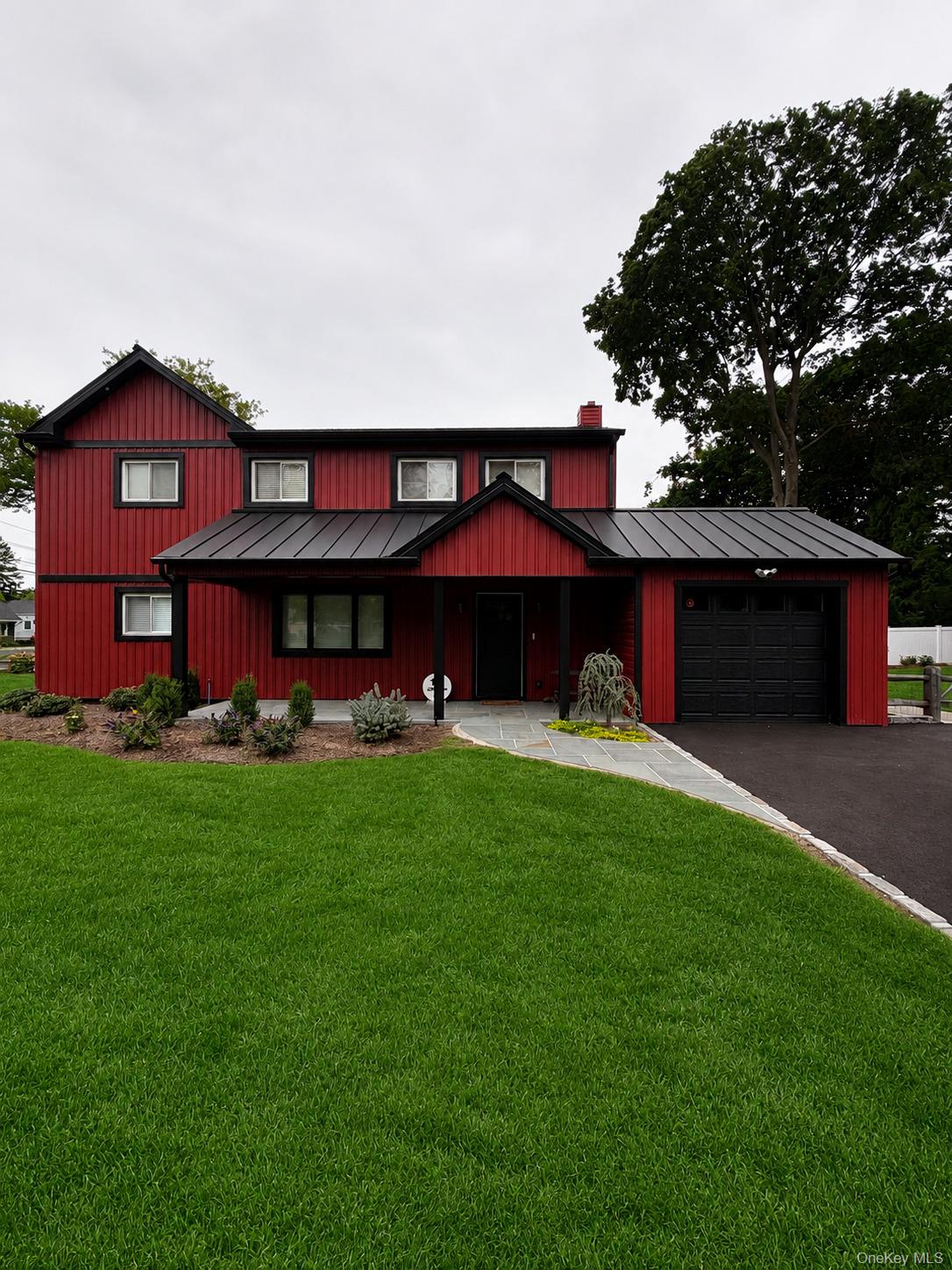 17 Jefferson Avenue Property Photo 1
