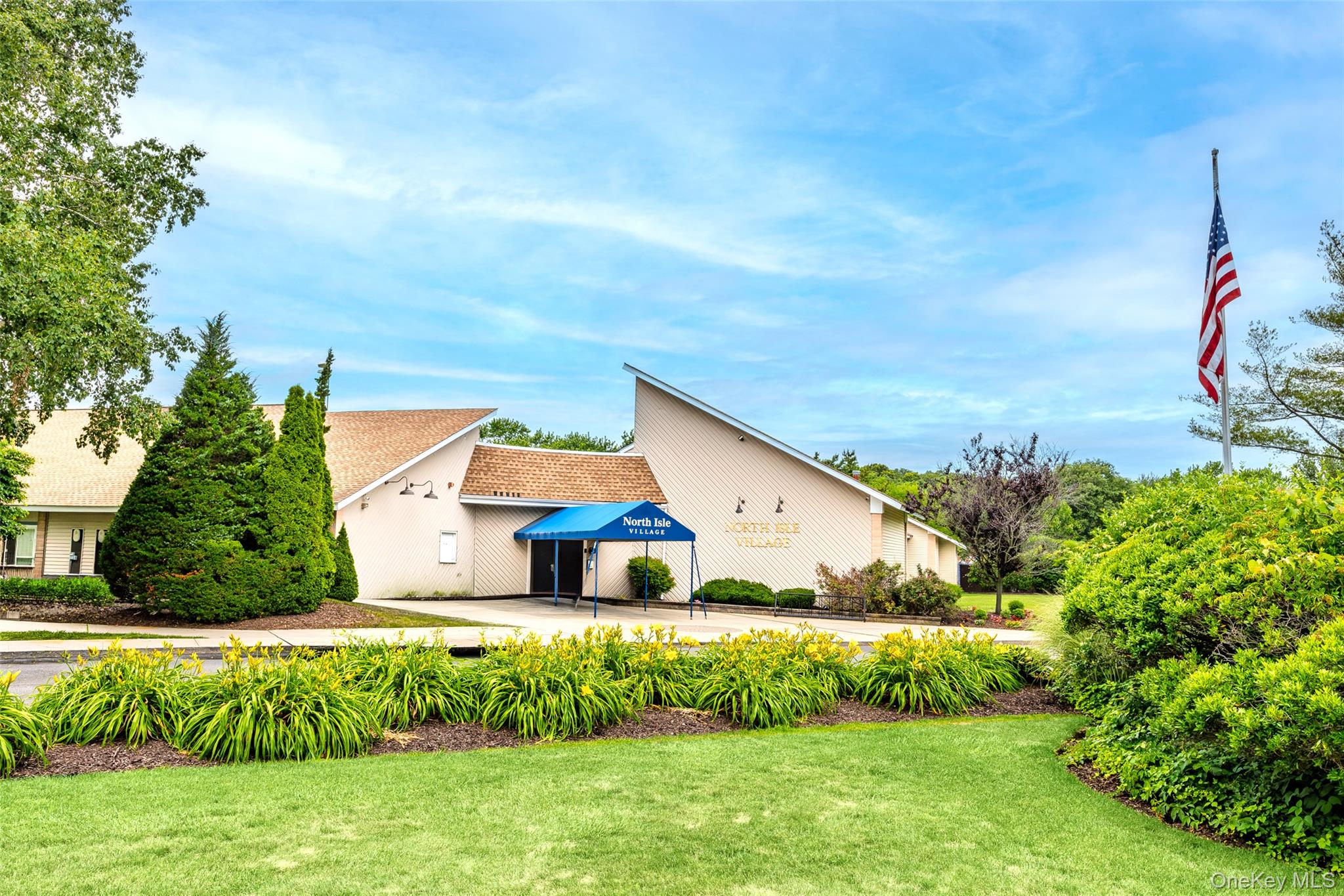 42 Pointe Circle South 0 Property Photo 3
