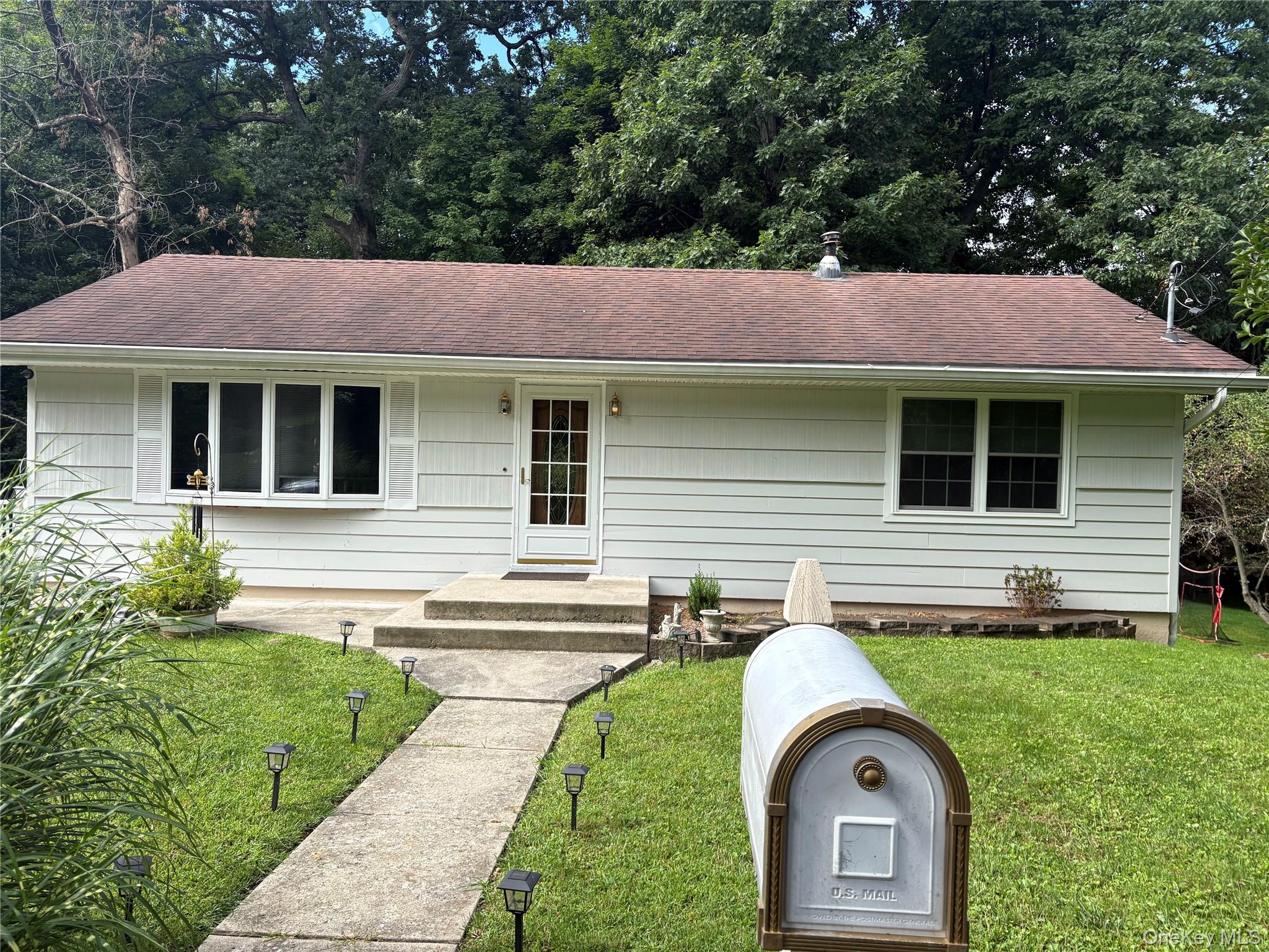 24 Faye Avenue Property Photo 1